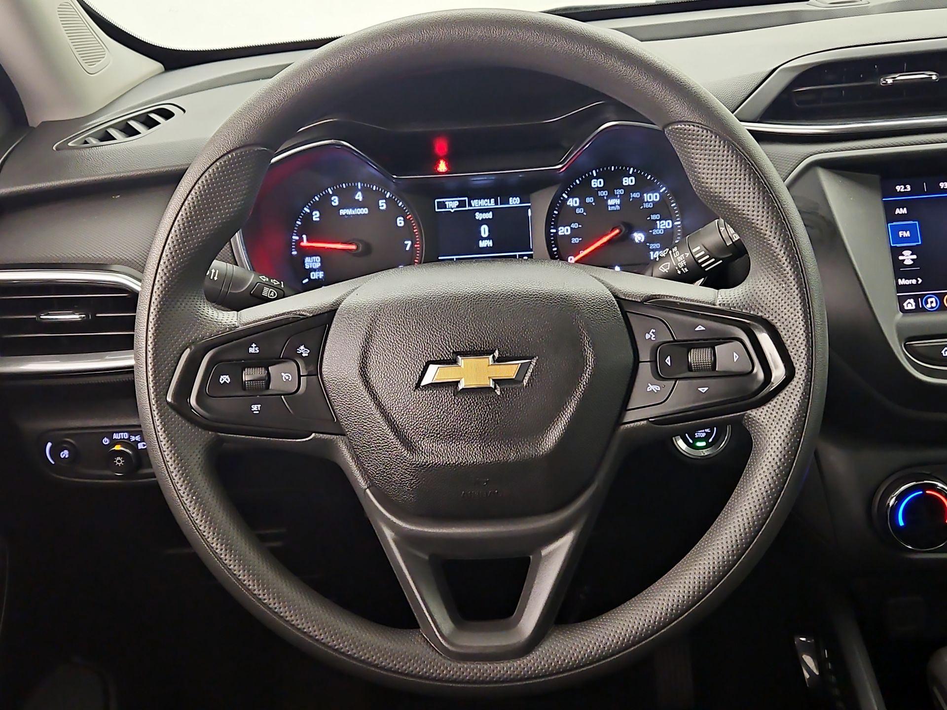 Thumbnail: 2023 Chevrolet TrailBlazer - 10