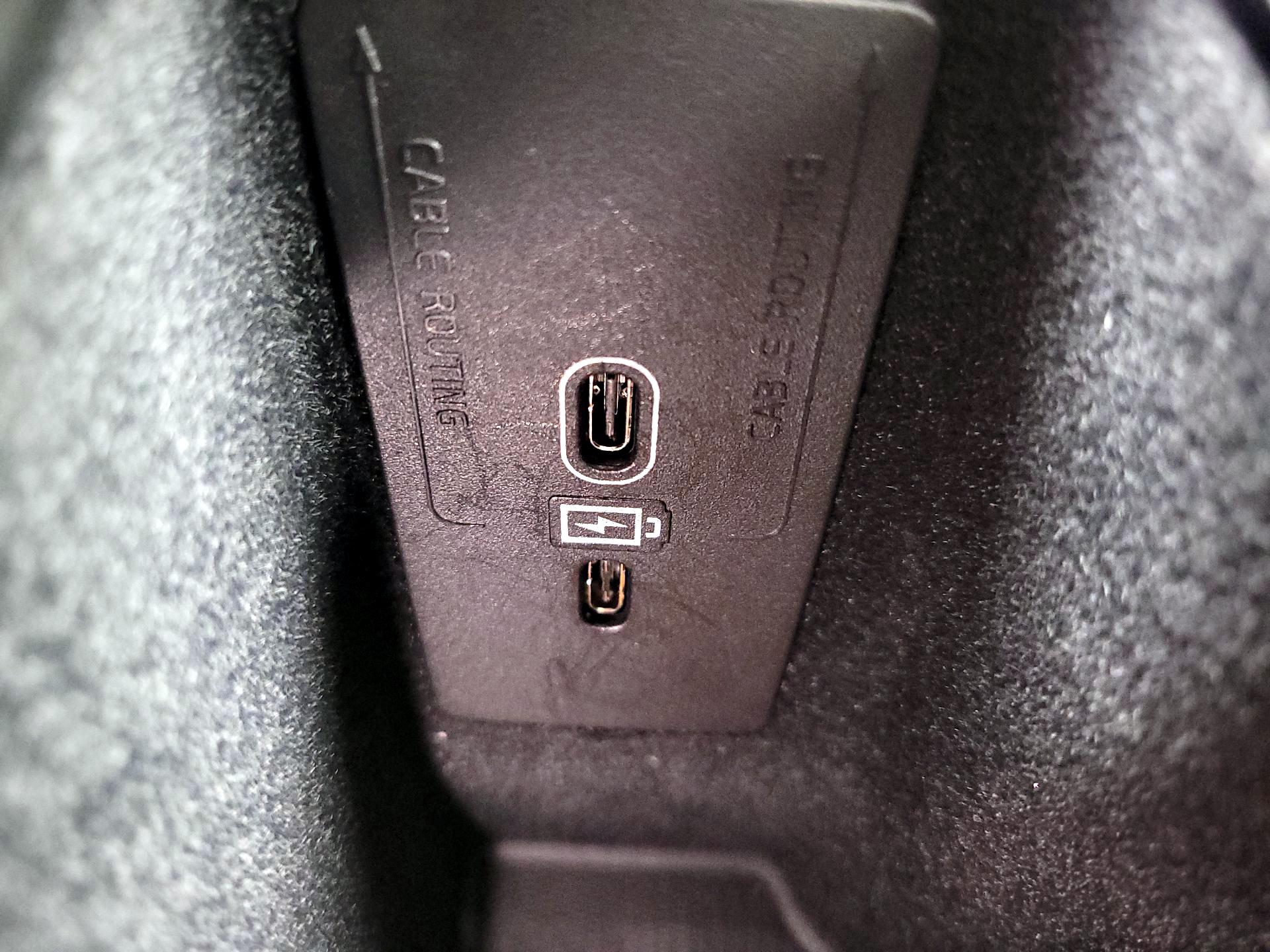 Thumbnail: 2025 Volvo XC60 - 18