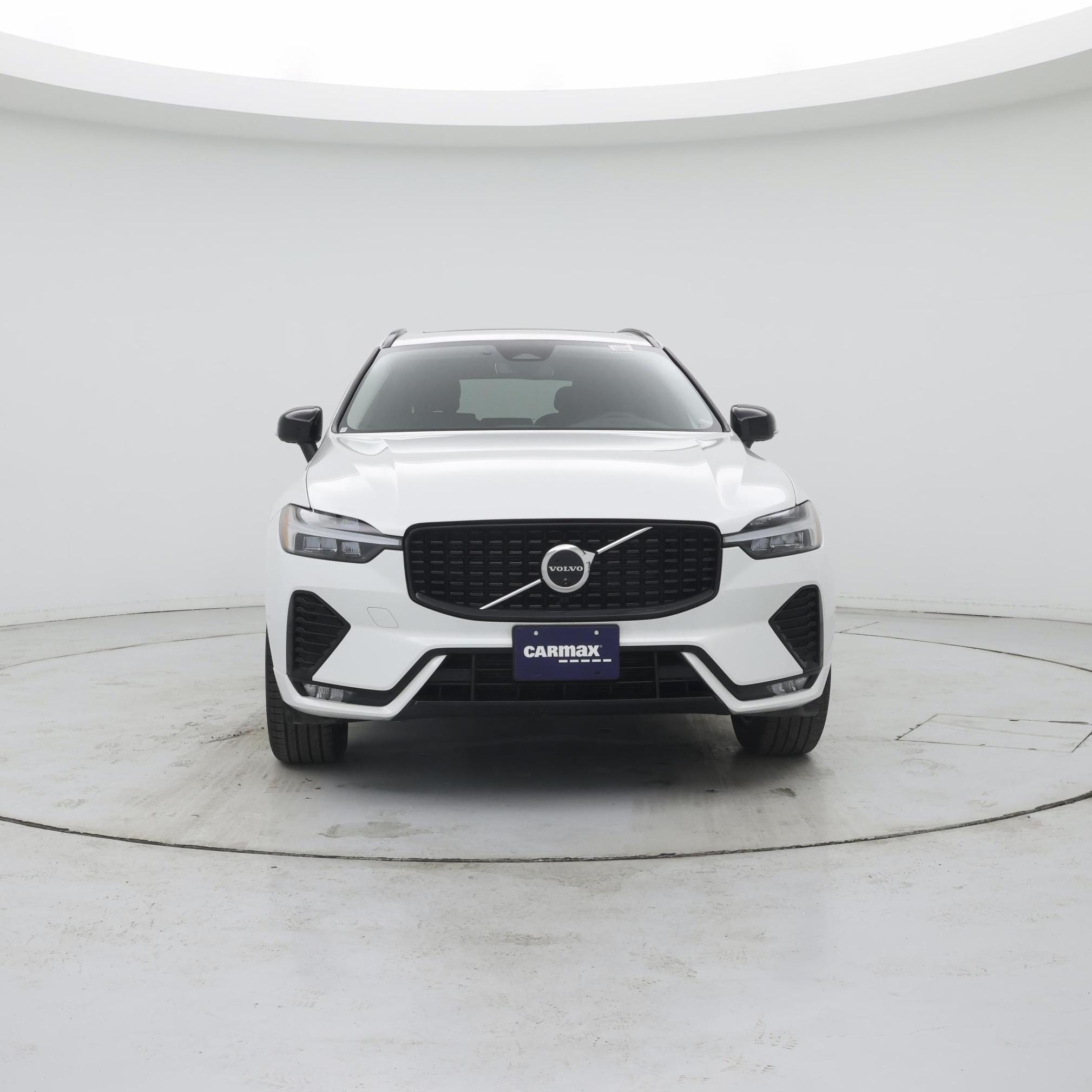 Thumbnail: 2025 Volvo XC60 - 5