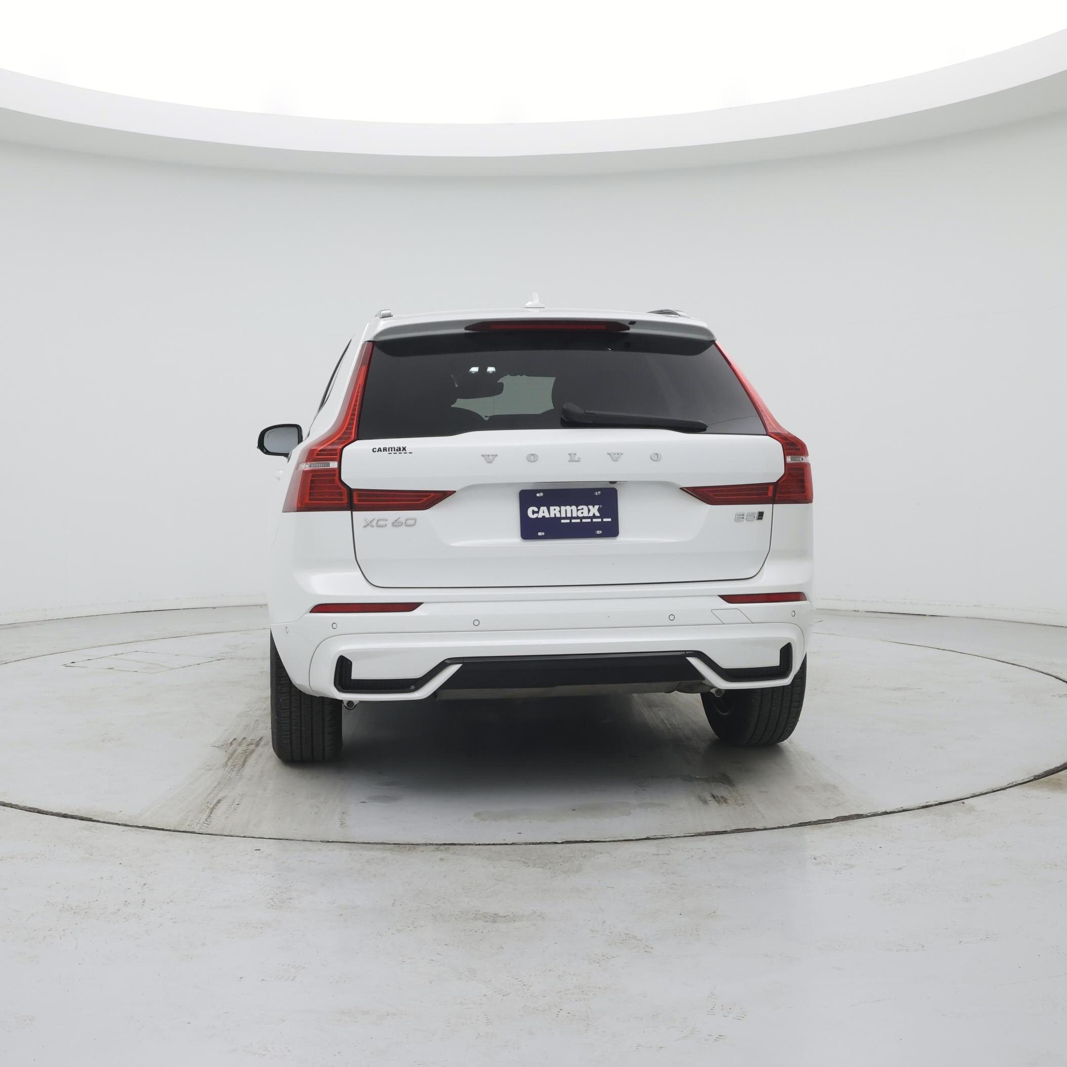 Thumbnail: 2025 Volvo XC60 - 6