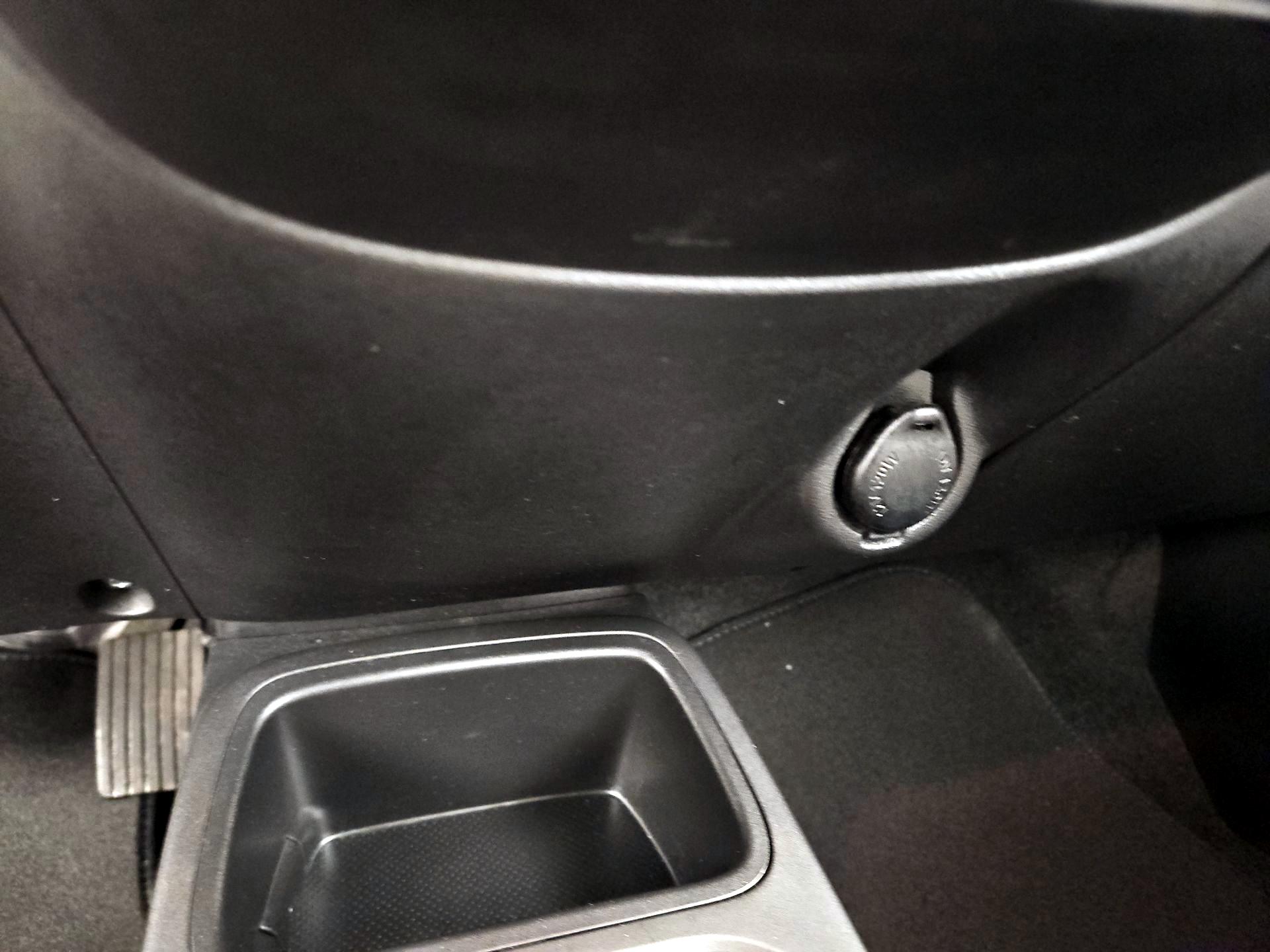 Thumbnail: 2017 Mitsubishi Mirage G4 - 17