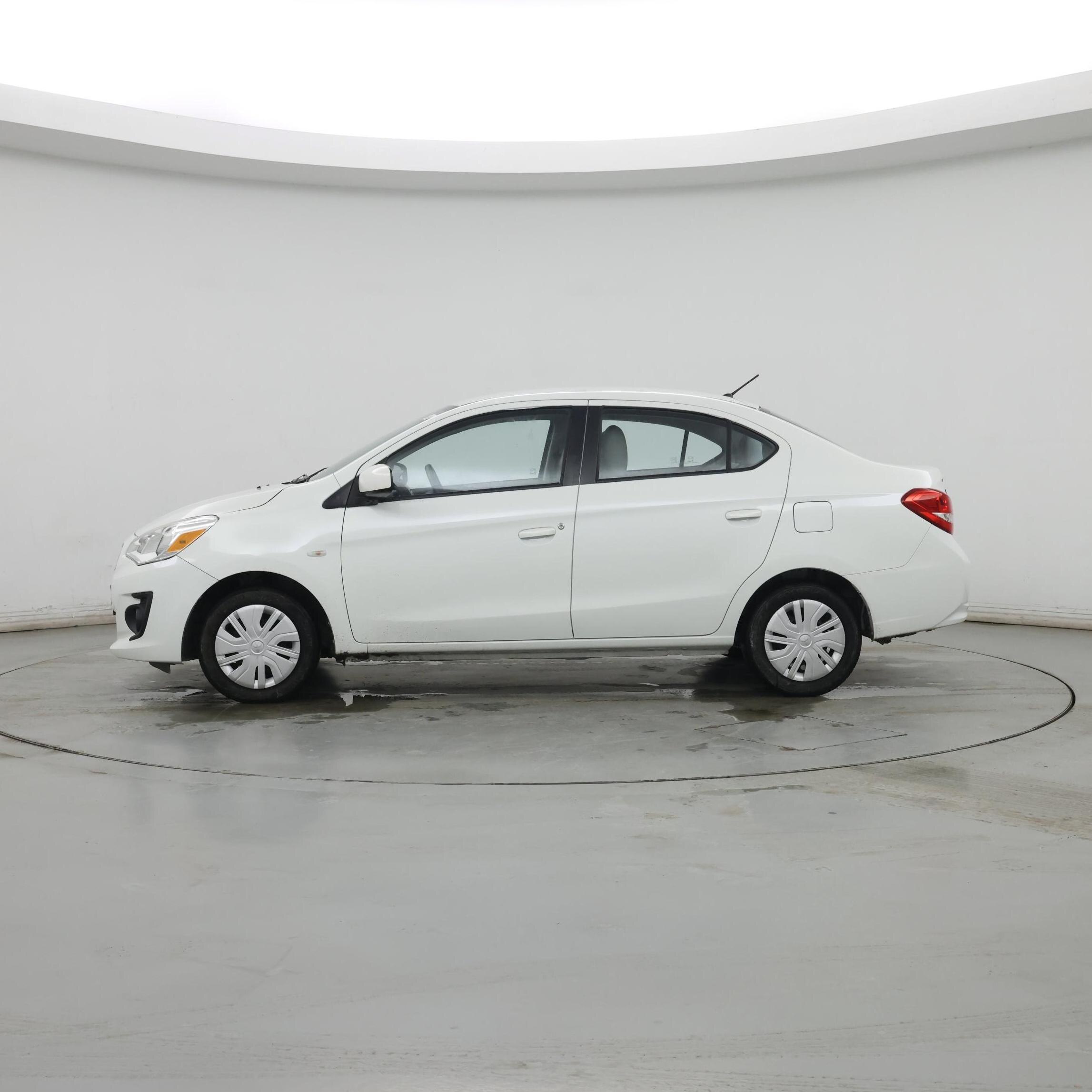 Thumbnail: 2017 Mitsubishi Mirage G4 - 3