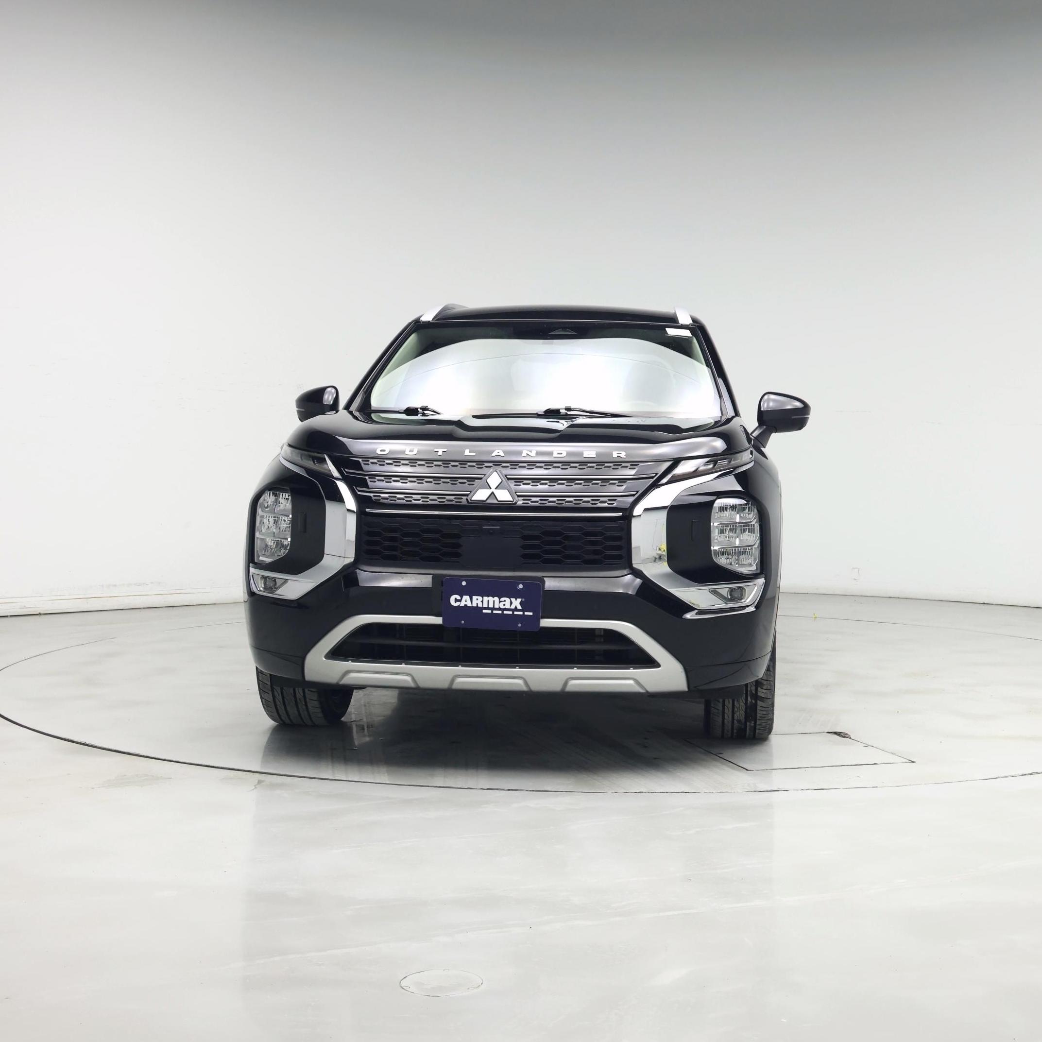 Thumbnail: 2023 Mitsubishi Outlander - 5