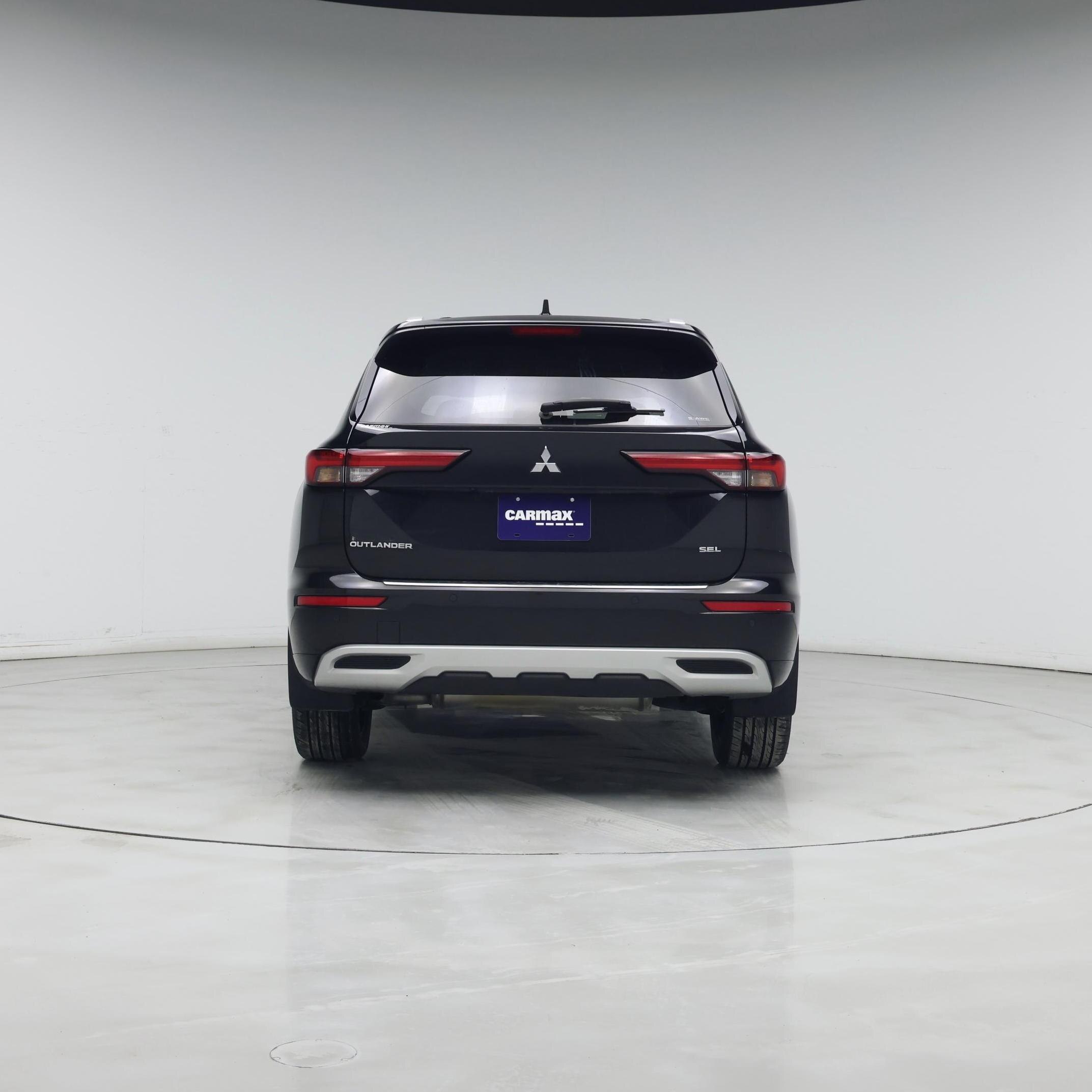 Thumbnail: 2023 Mitsubishi Outlander - 6