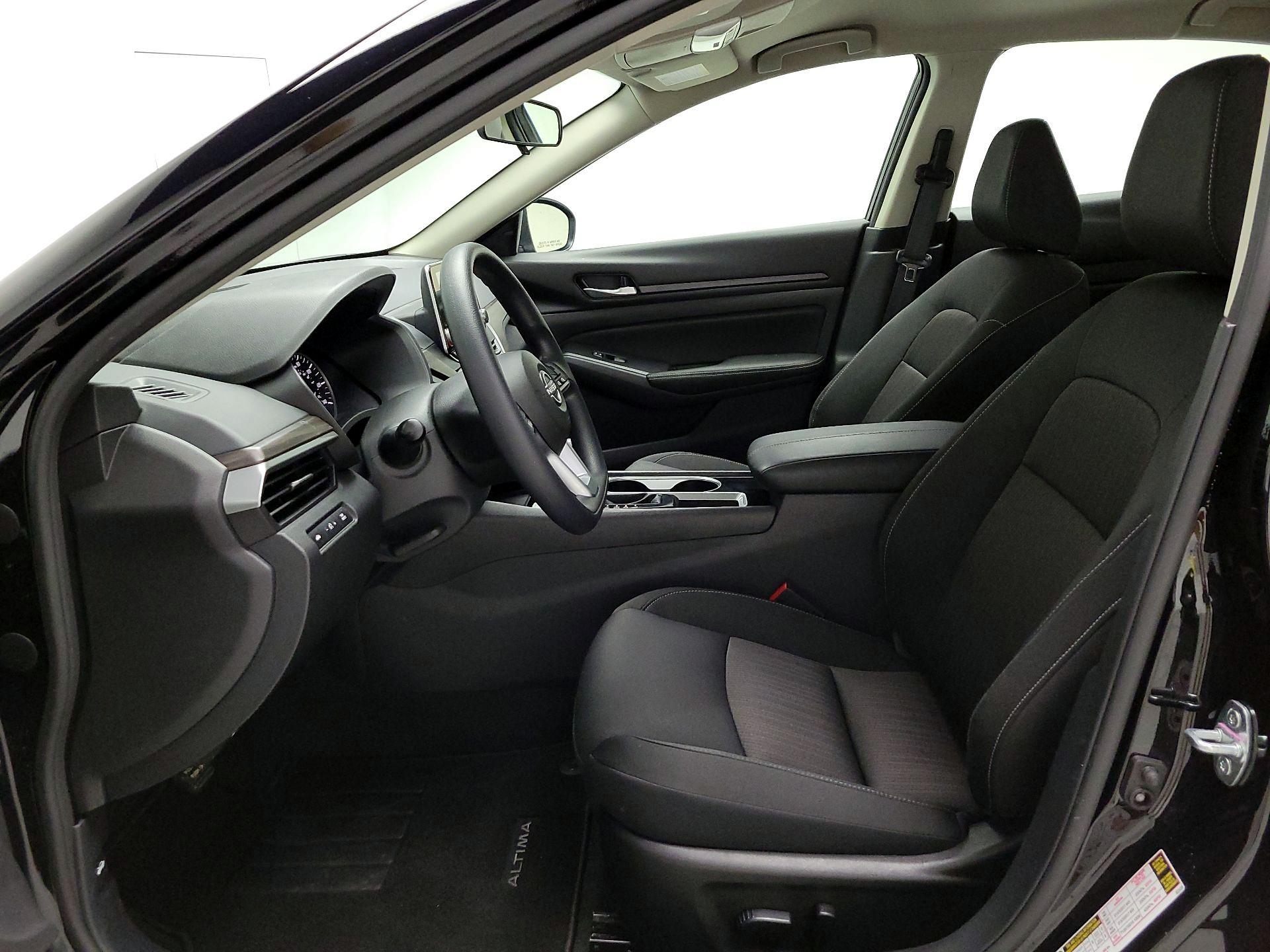 Thumbnail: 2024 Nissan Altima - 11