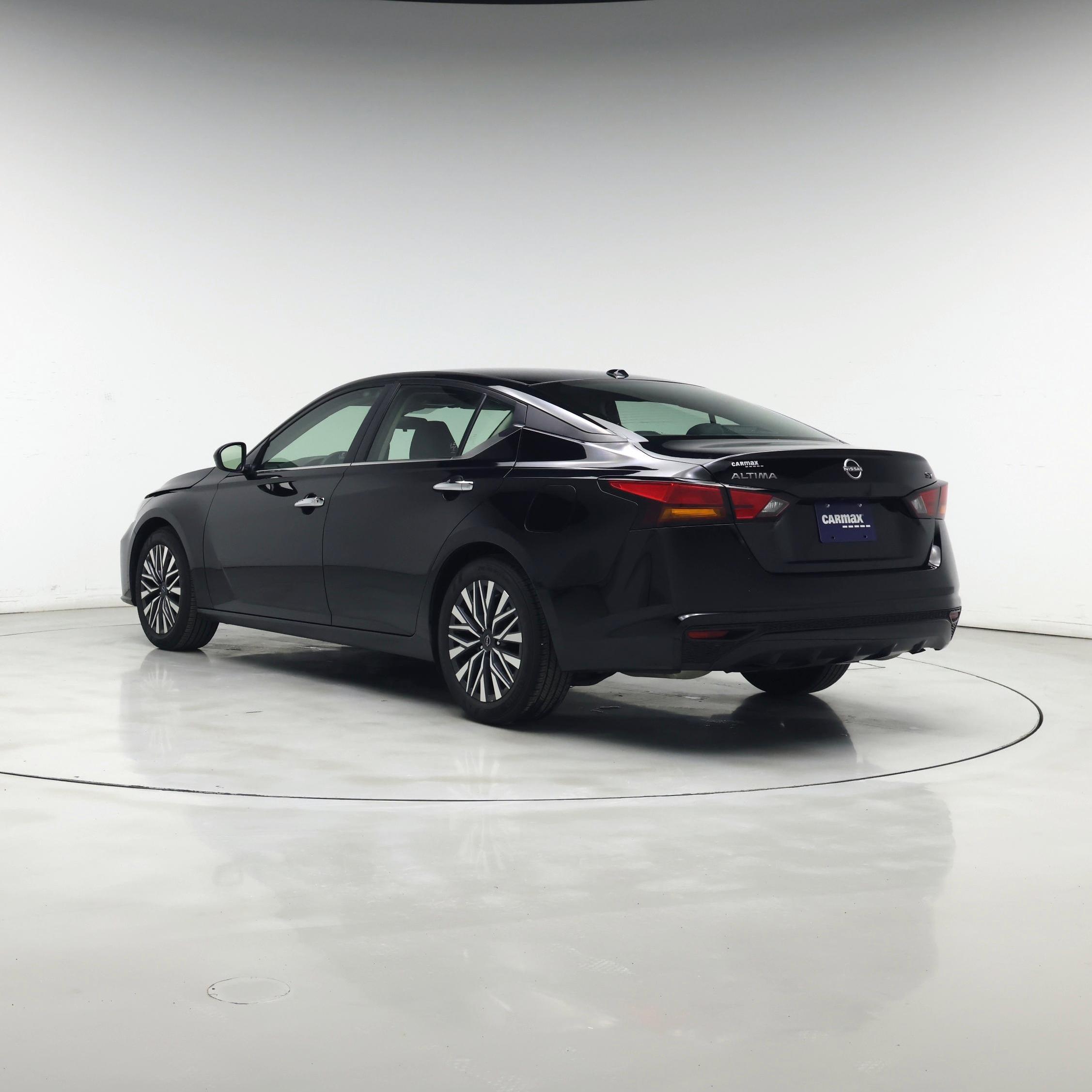 Thumbnail: 2024 Nissan Altima - 2