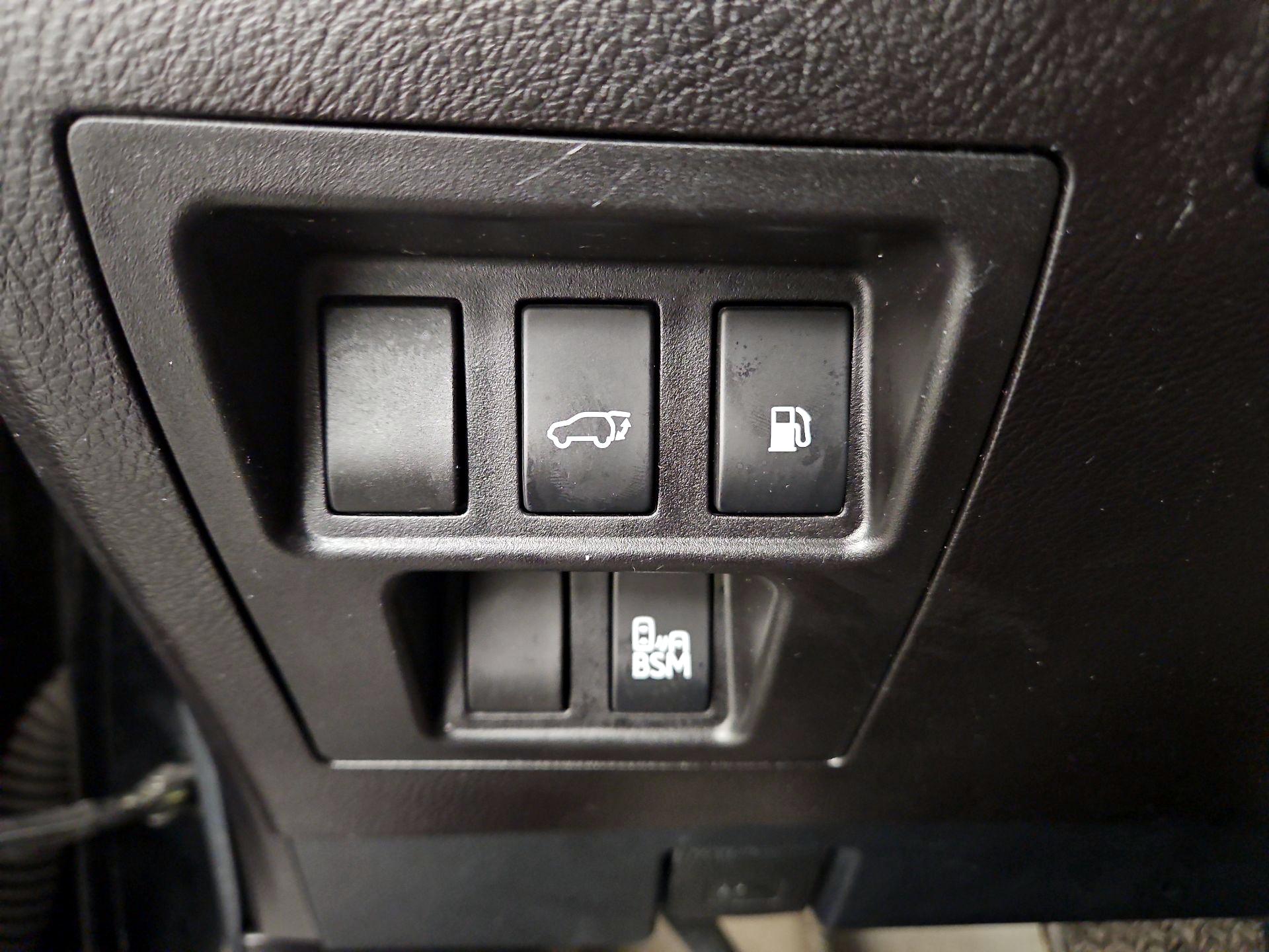 Thumbnail: 2015 Lexus RX - 13