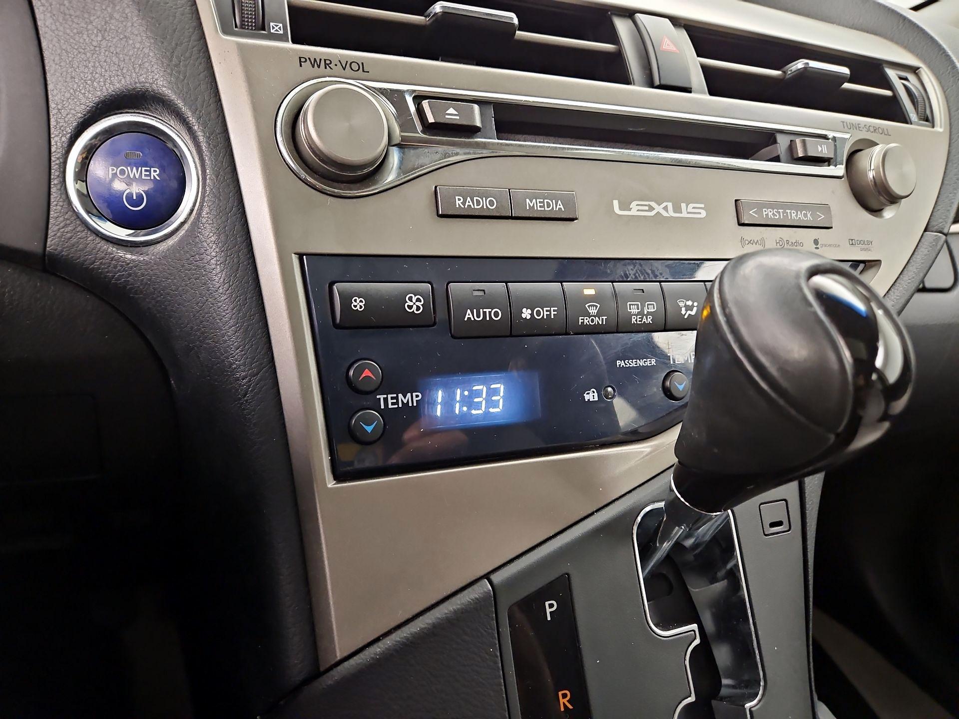 Thumbnail: 2015 Lexus RX - 17