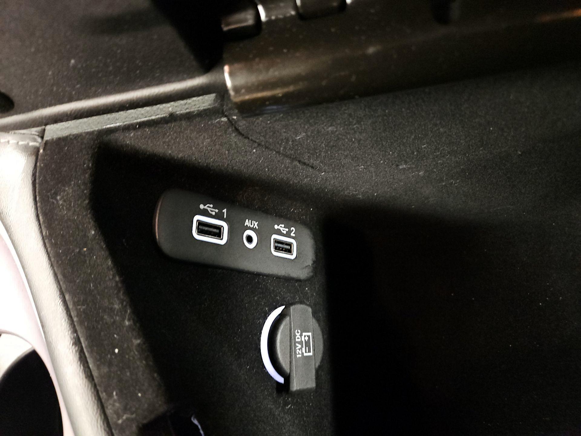 Thumbnail: 2021 Dodge Challenger - 17