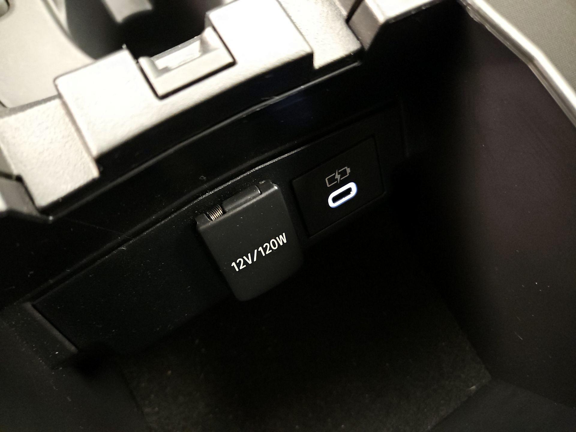 Thumbnail: 2024 Toyota Corolla - 18