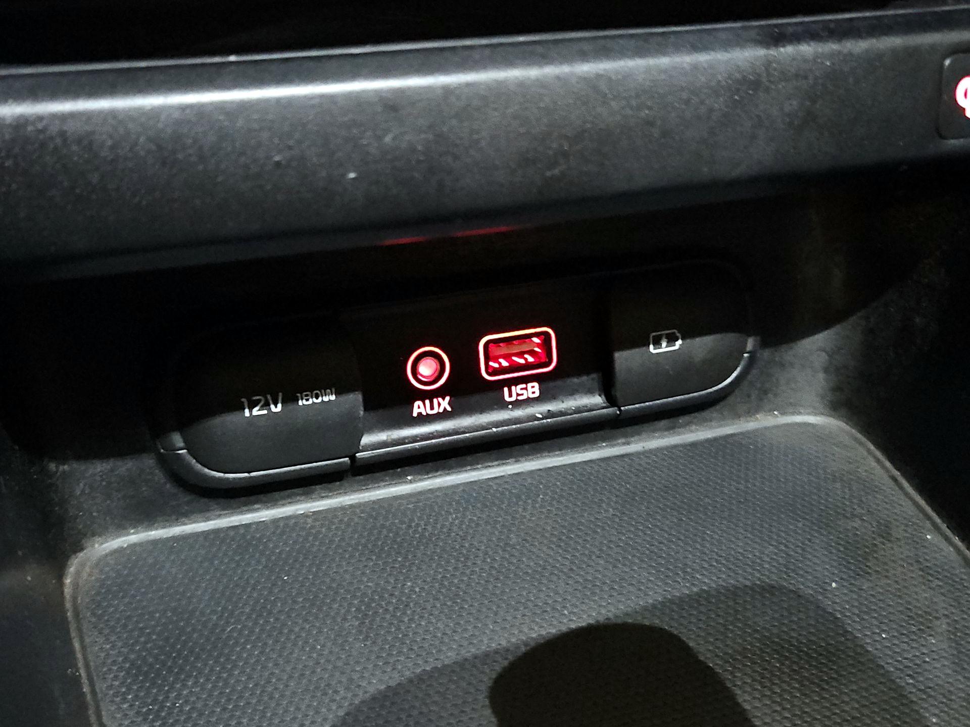 Thumbnail: 2020 Kia Forte - 18