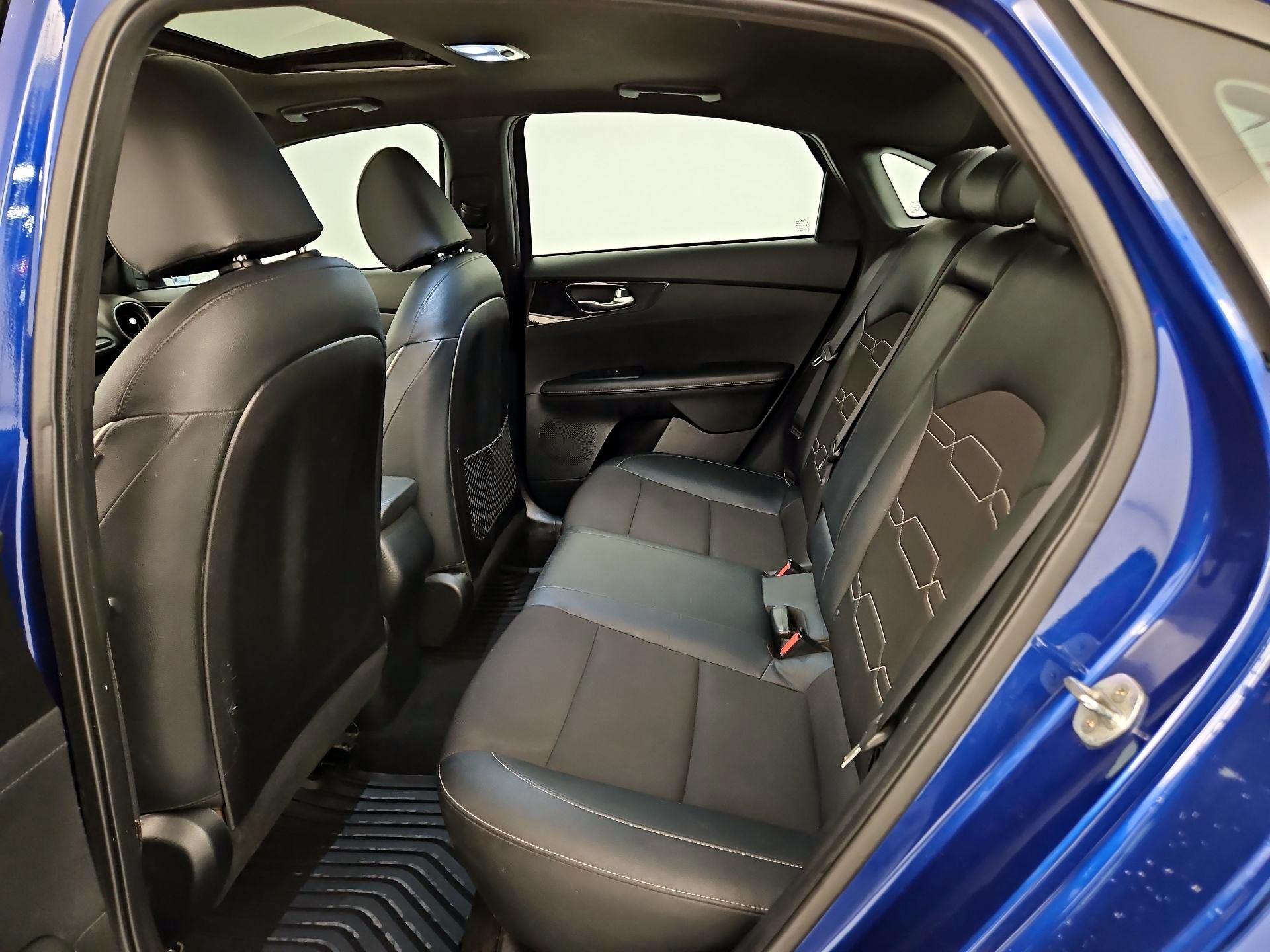 Thumbnail: 2020 Kia Forte - 20