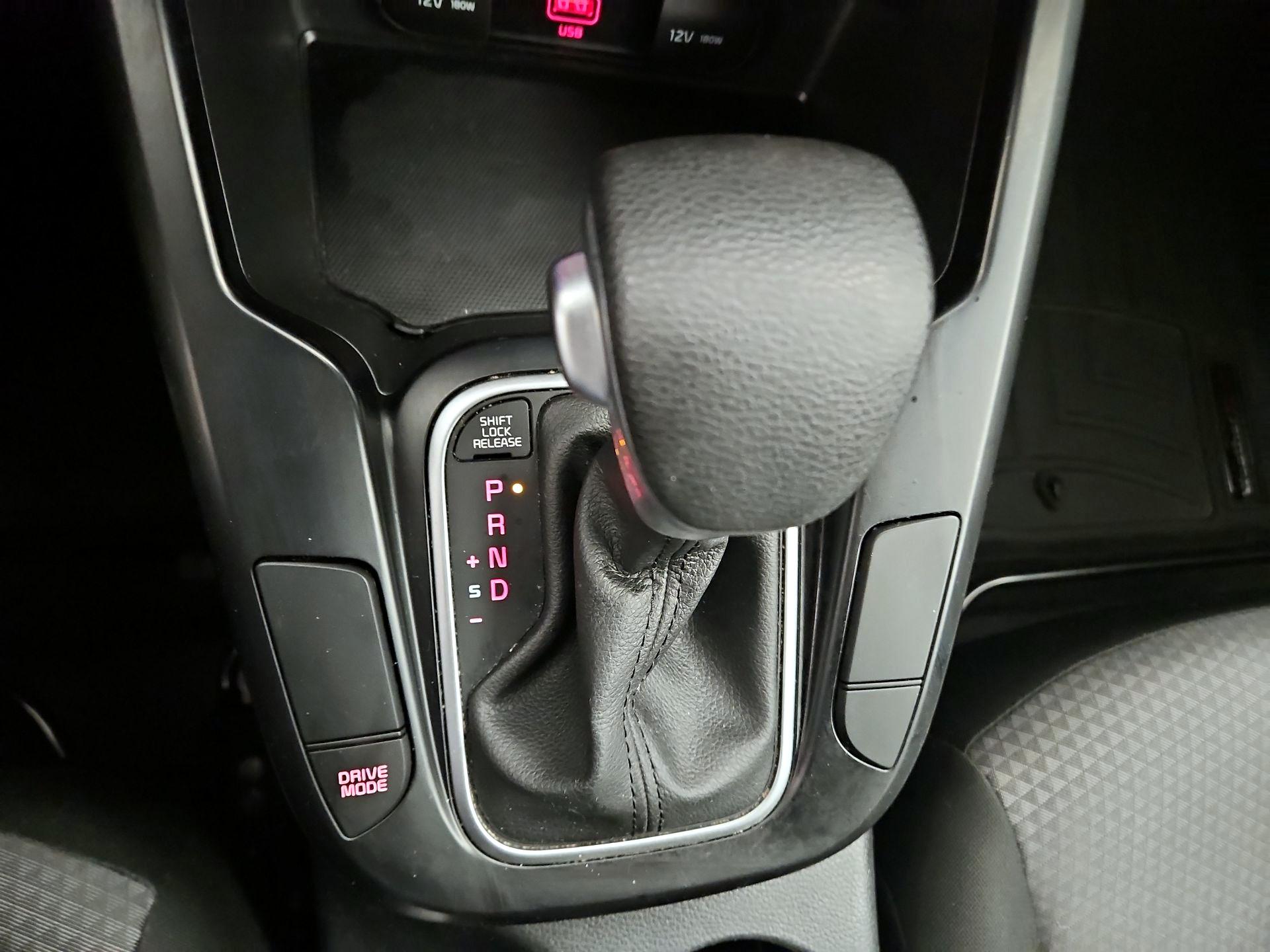 Thumbnail: 2020 Kia Soul - 17