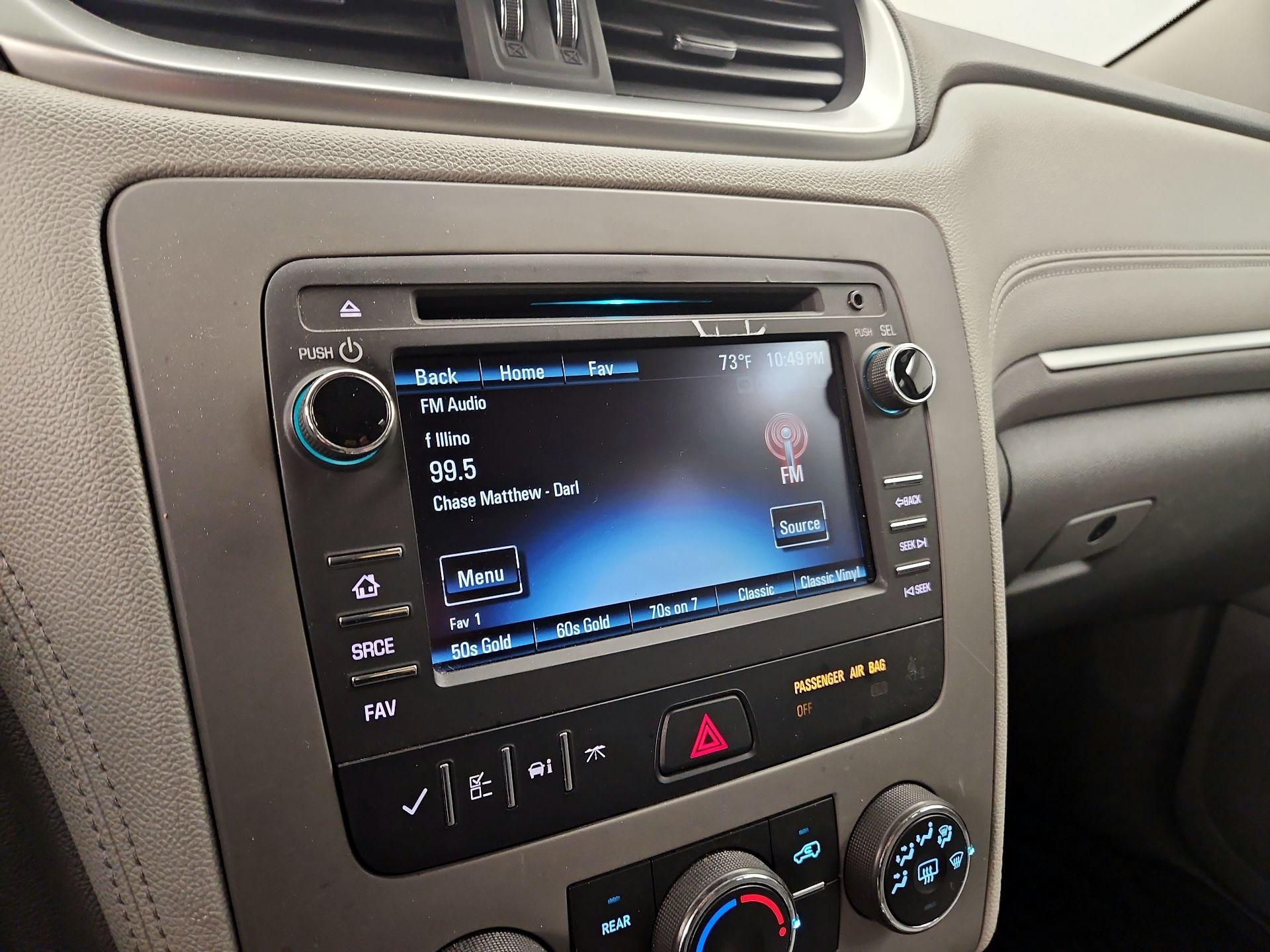 Thumbnail: 2017 Chevrolet Traverse - 15