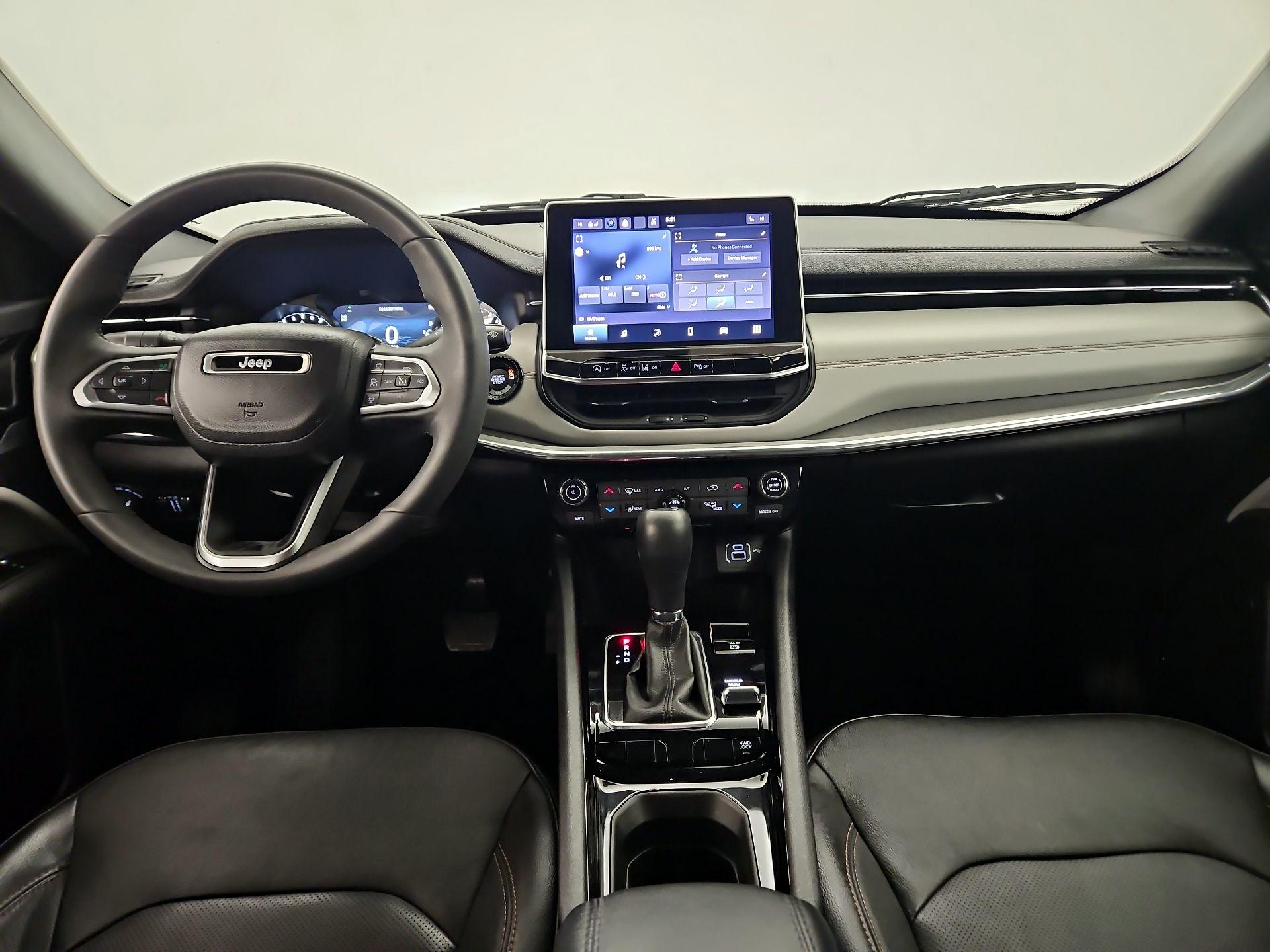 Thumbnail: 2023 Jeep Compass - 9