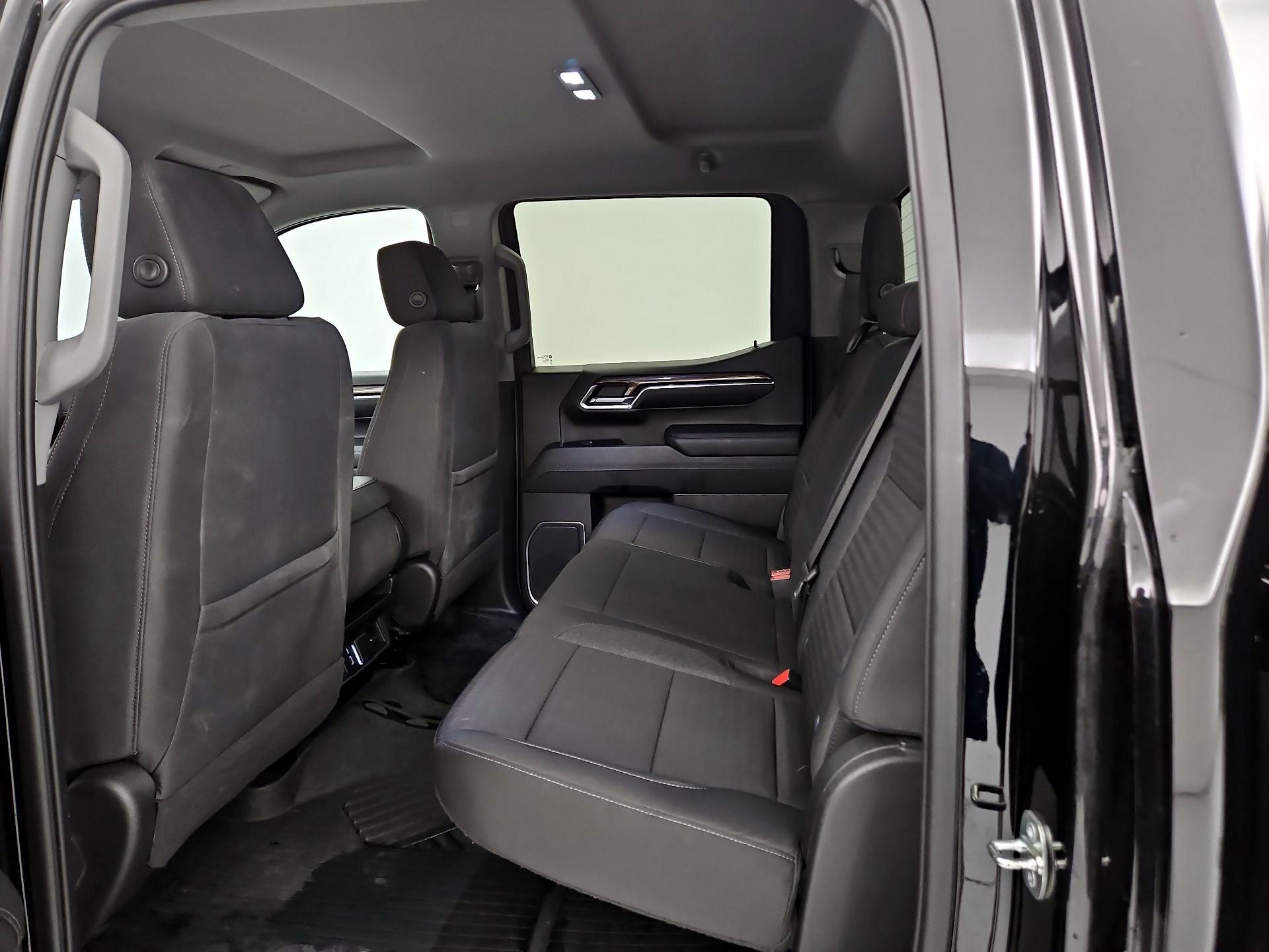 Thumbnail: 2023 Chevrolet Silverado 1500 - 19