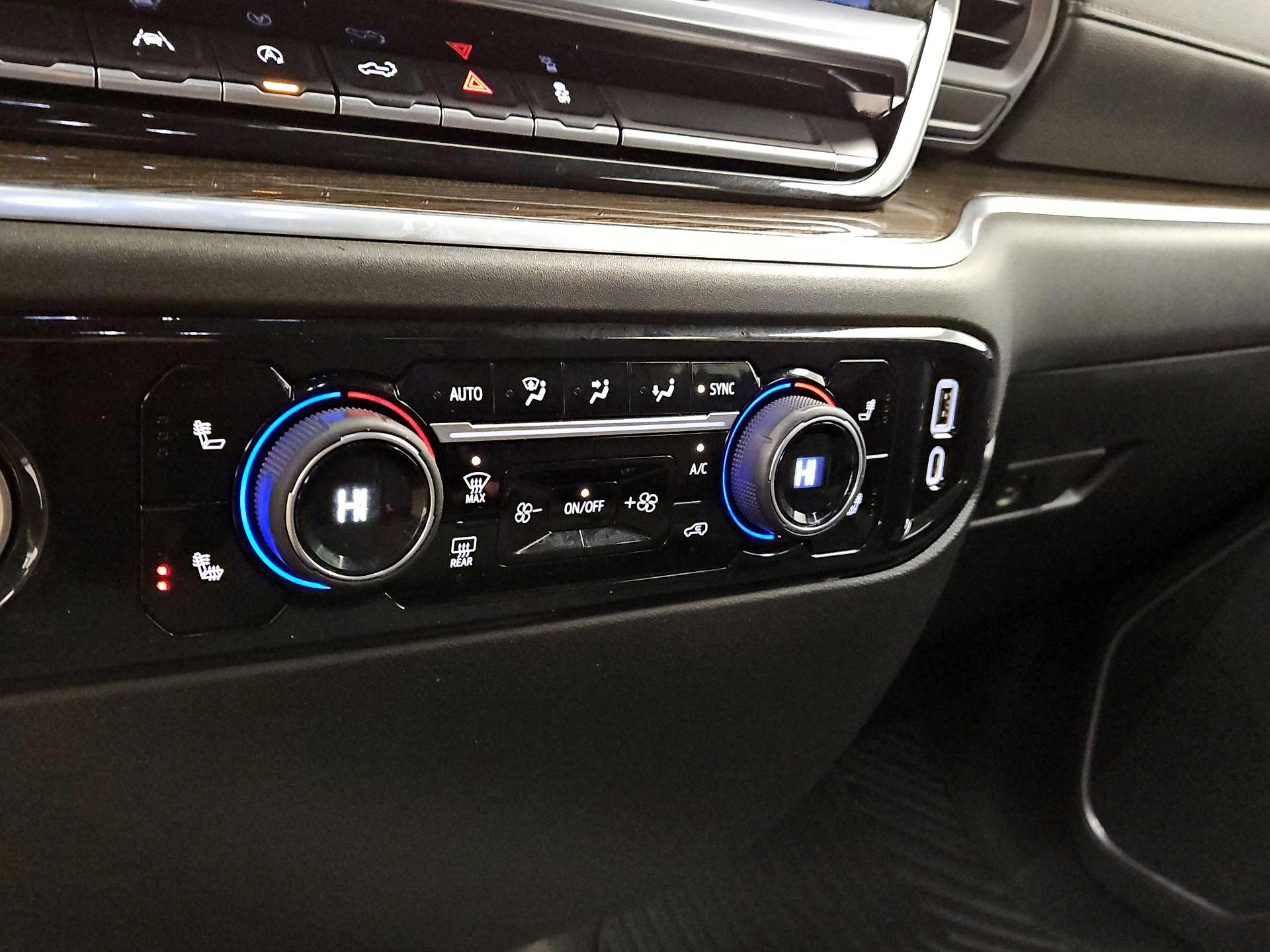 Thumbnail: 2022 Chevrolet Silverado 1500 - 16