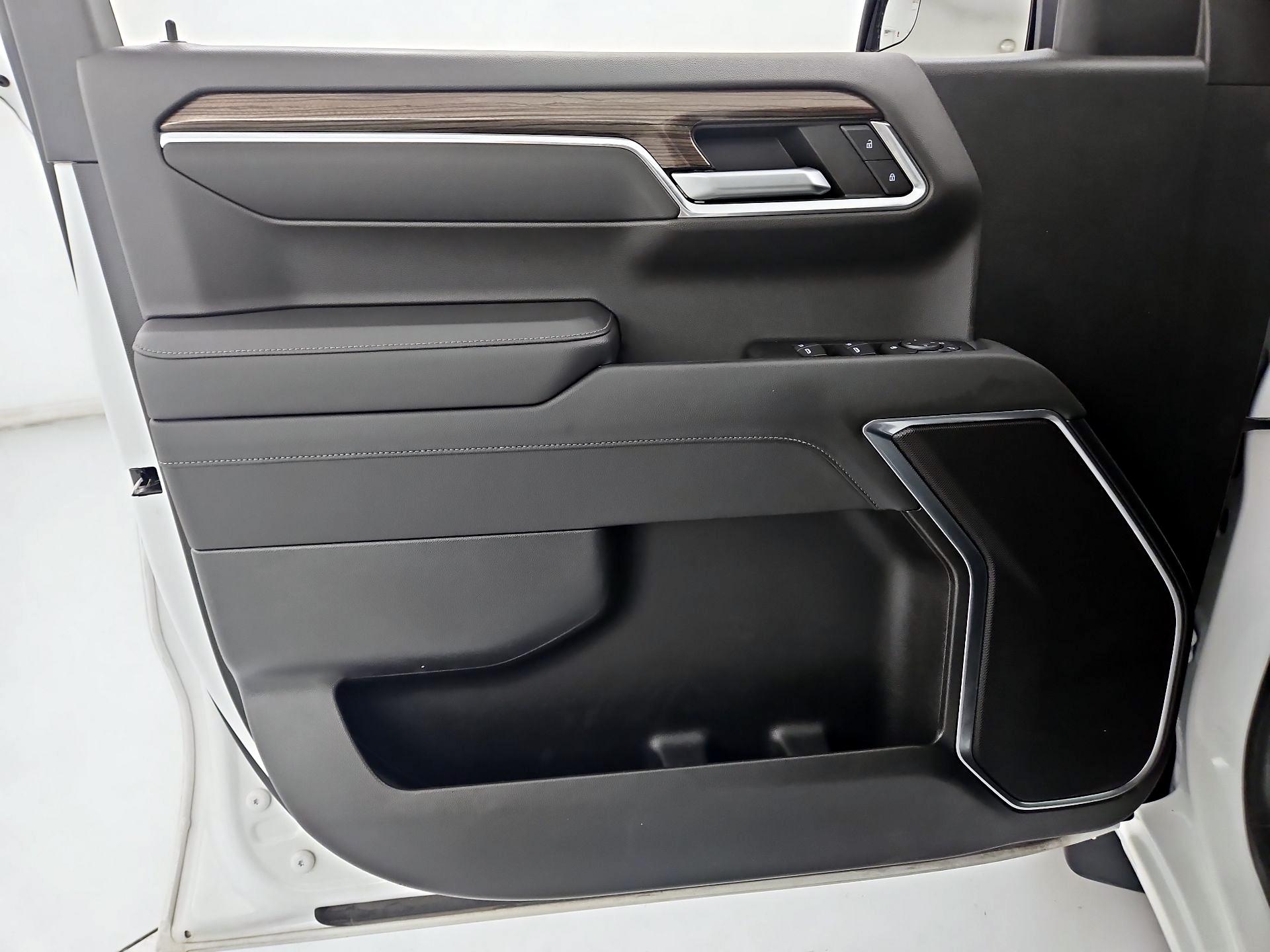 Thumbnail: 2022 Chevrolet Silverado 1500 - 12