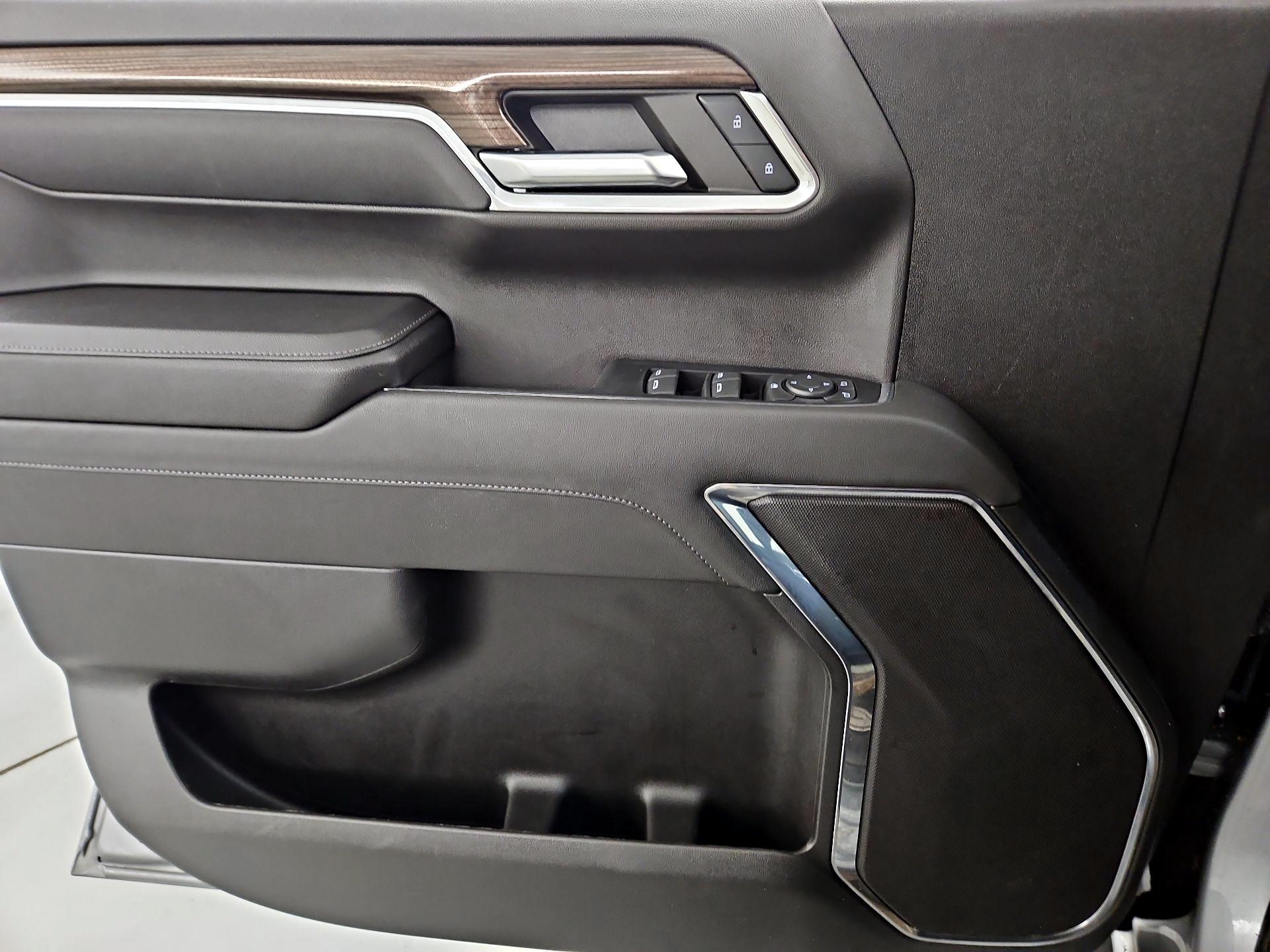 Thumbnail: 2023 Chevrolet Silverado 1500 - 12