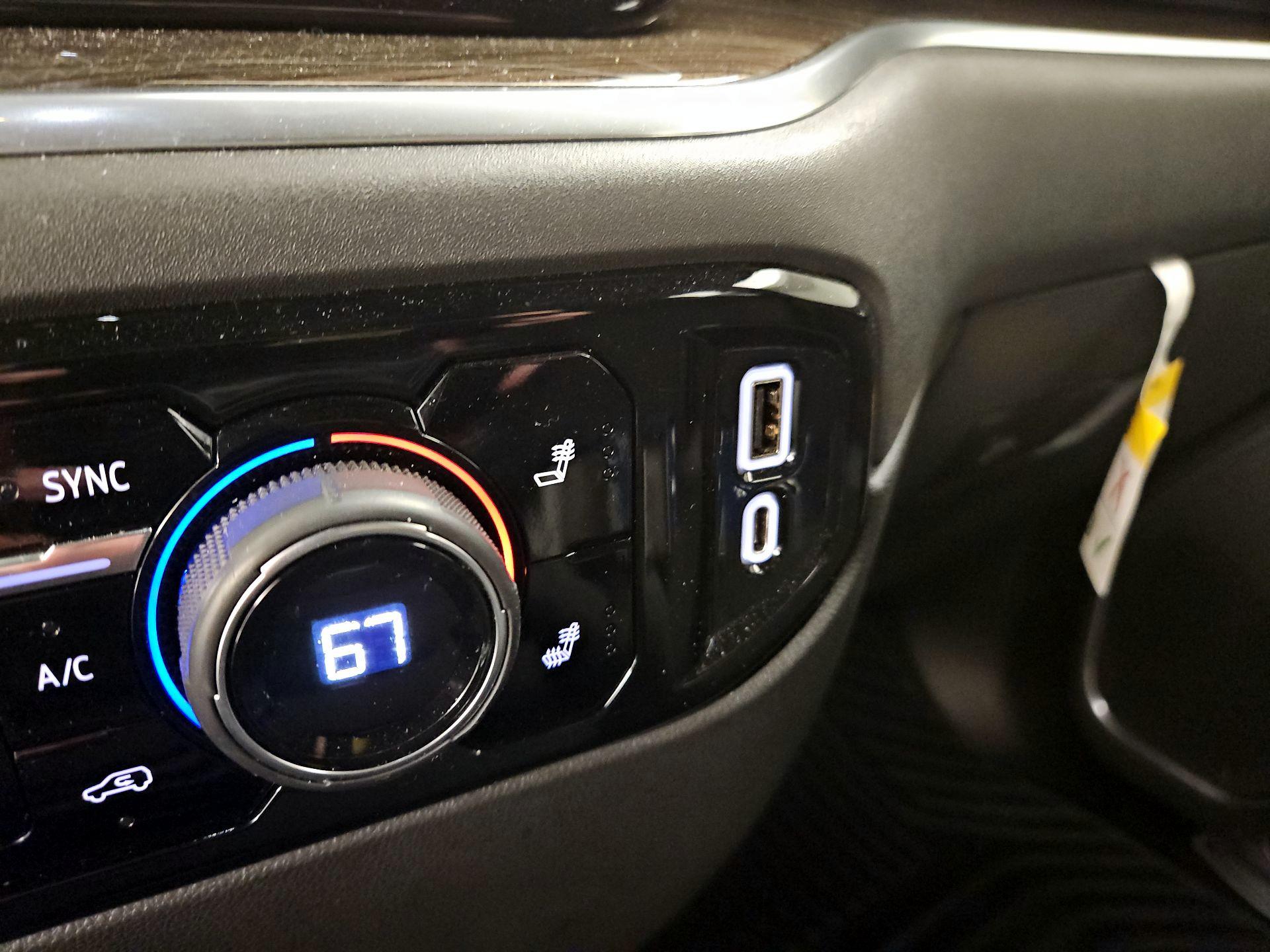 Thumbnail: 2022 Chevrolet Silverado 1500 - 18