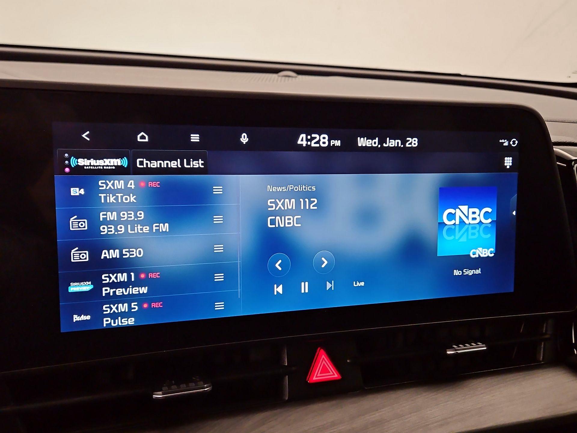 Thumbnail: 2023 Kia Sportage - 16