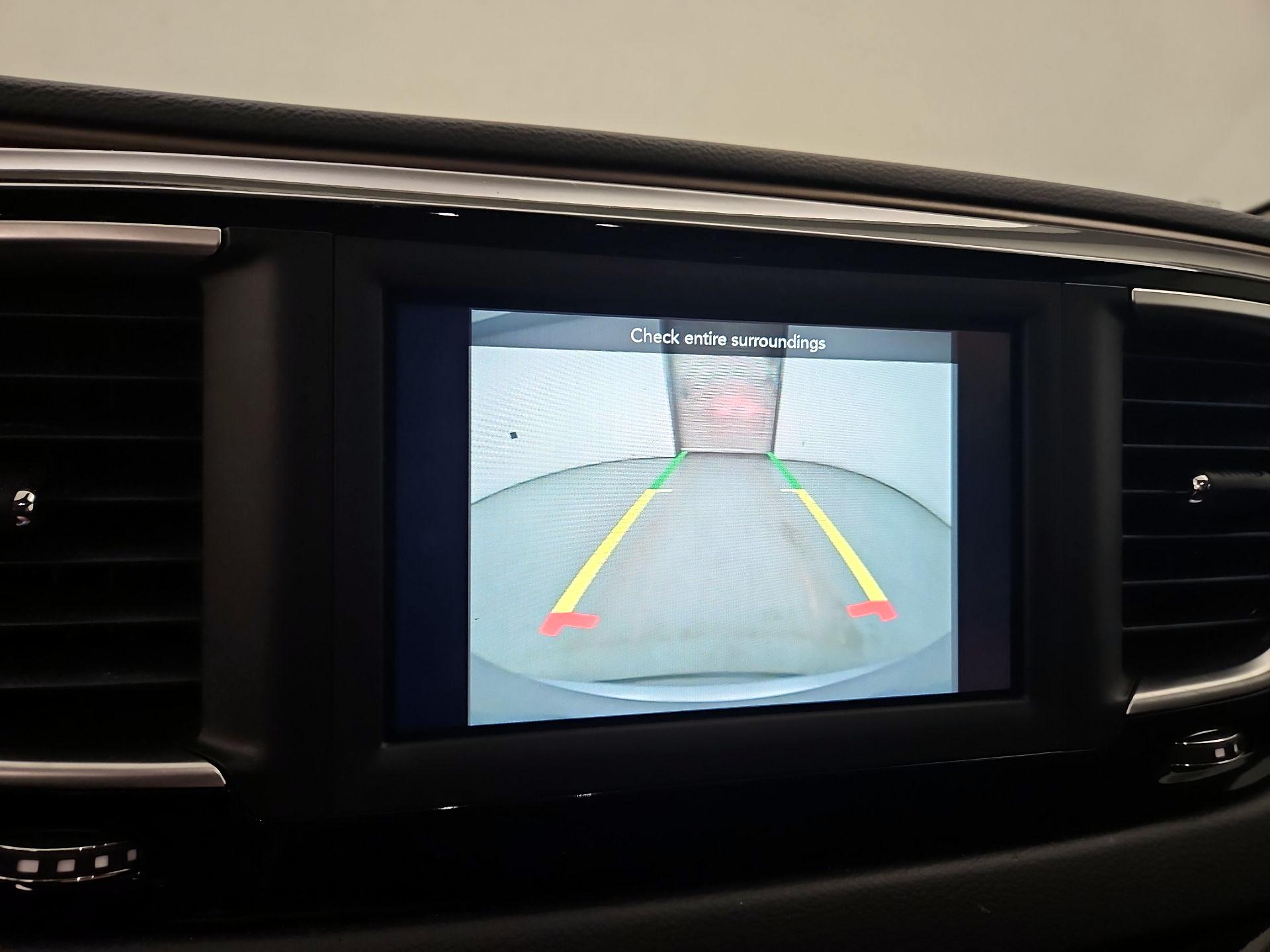 Thumbnail: 2018 Chrysler Pacifica - 14