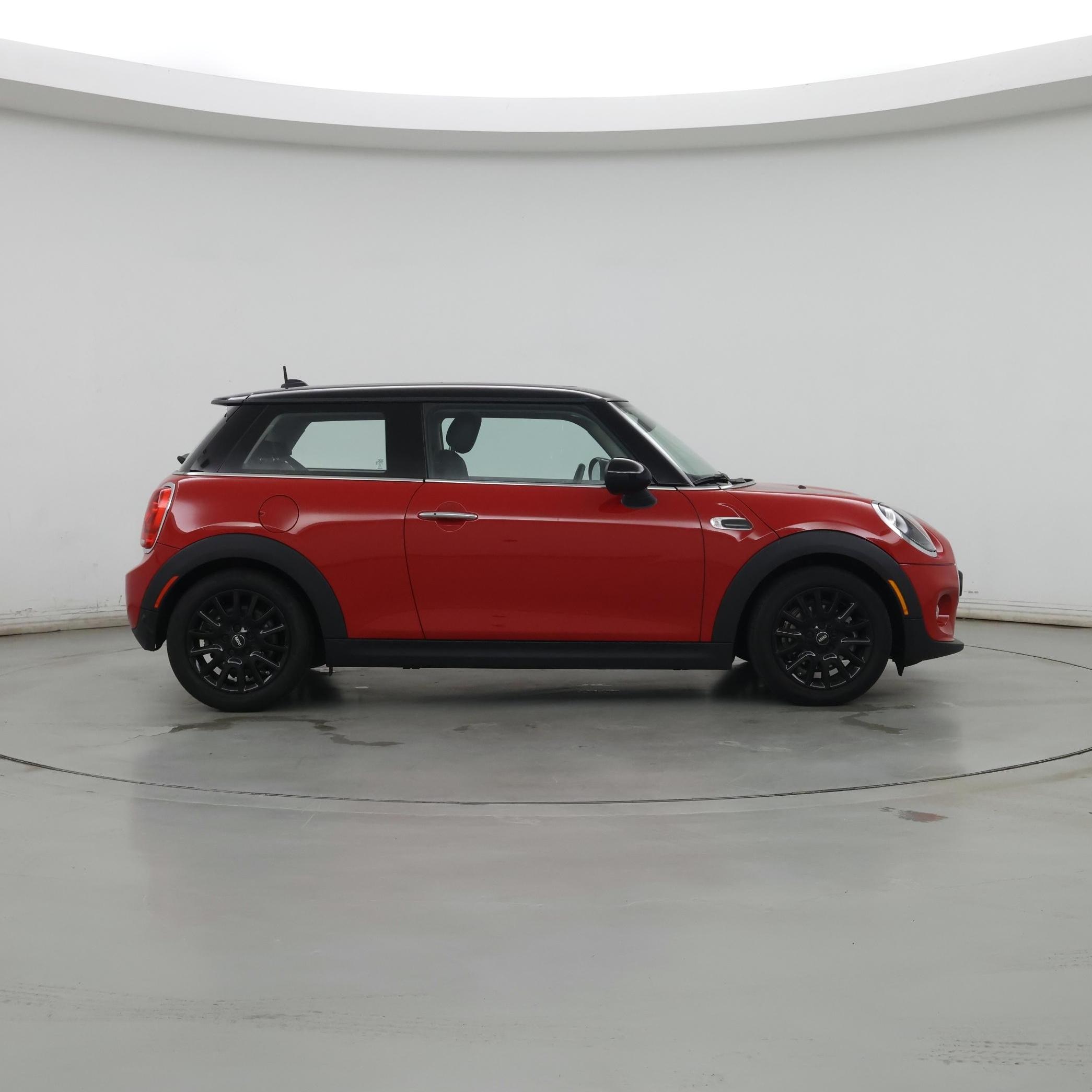 Thumbnail: 2019 MINI Cooper Hardtop - 7