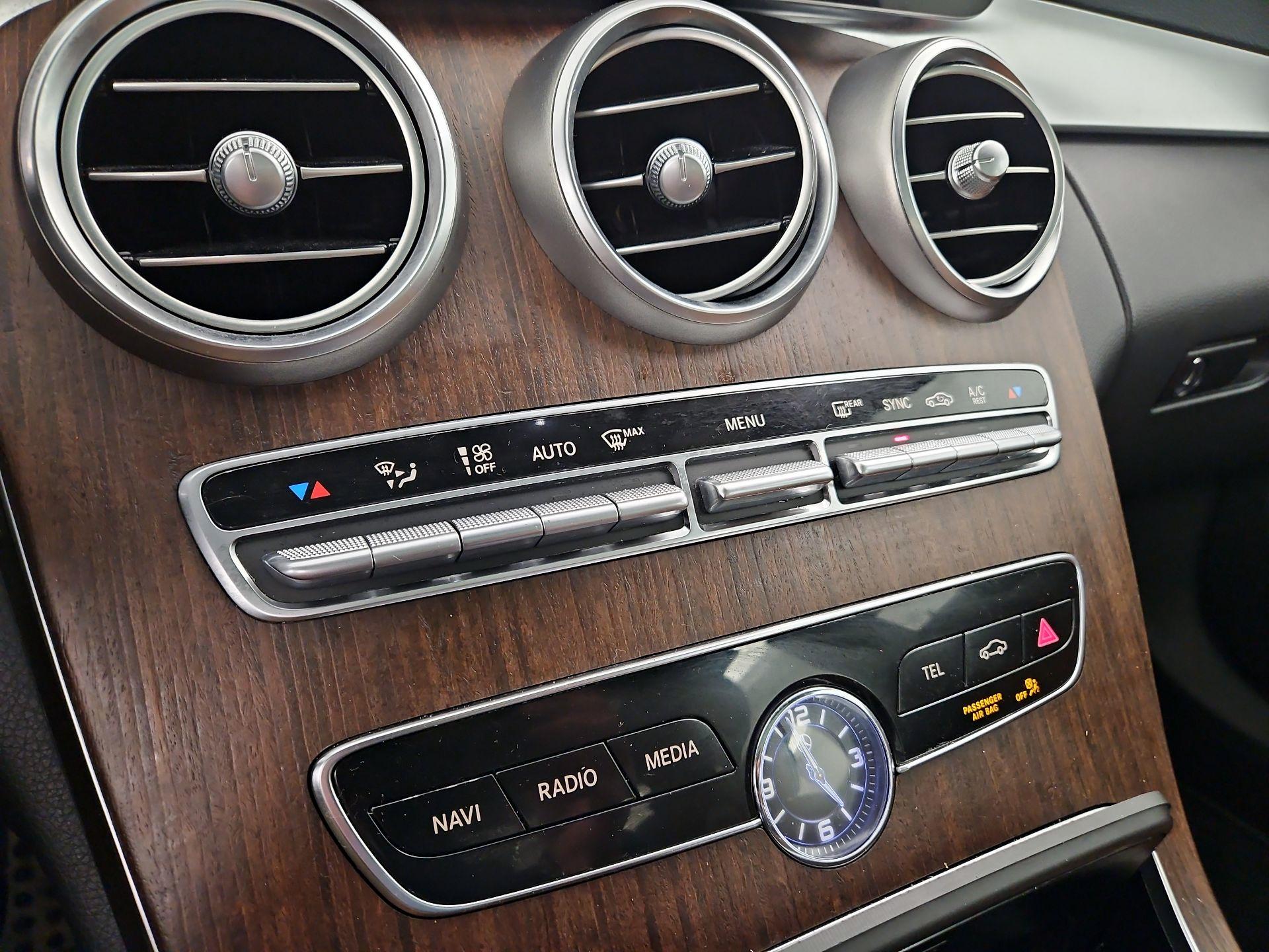 Thumbnail: 2020 Mercedes-Benz C-Class - 16