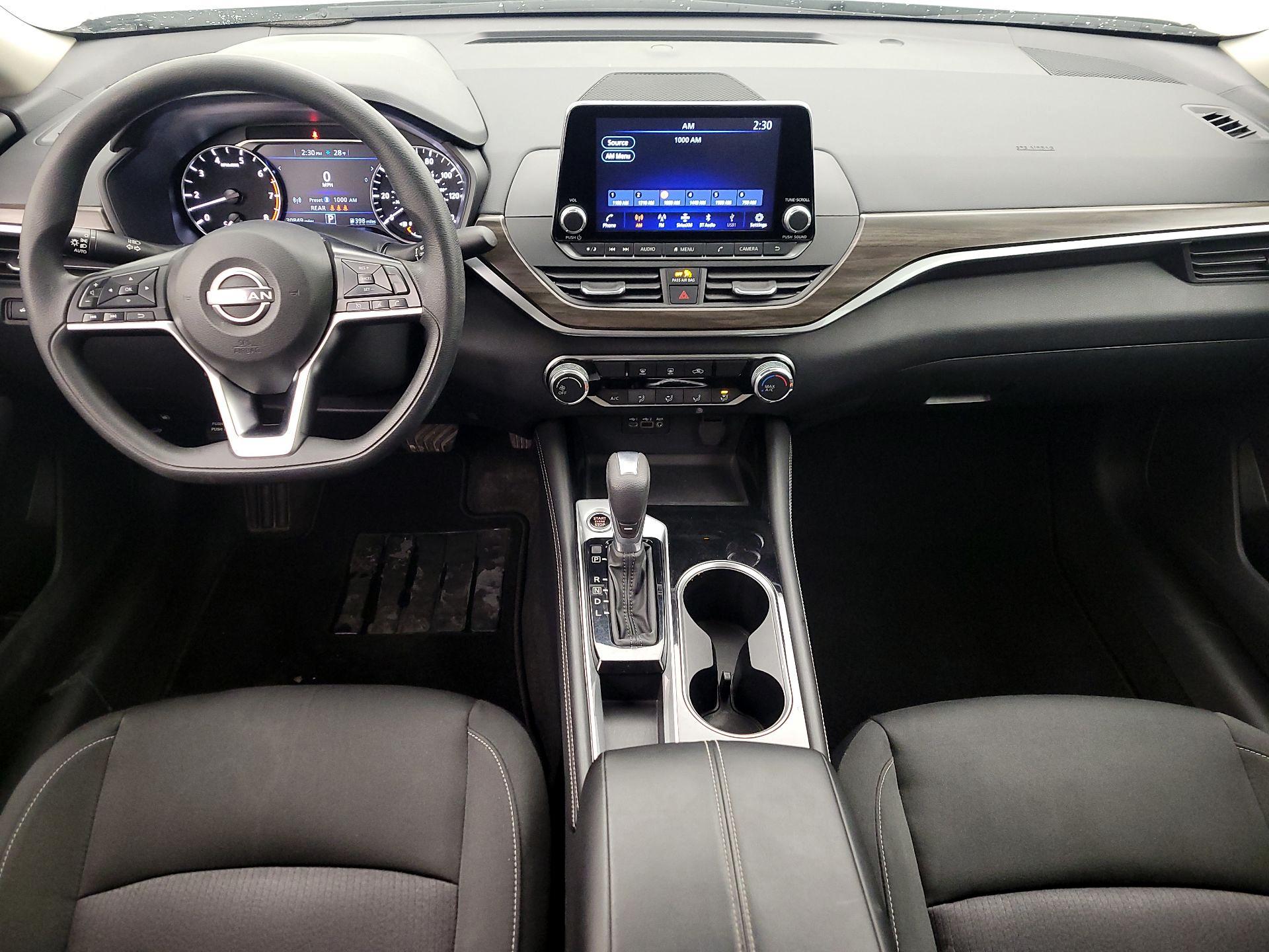 Thumbnail: 2023 Nissan Altima - 9