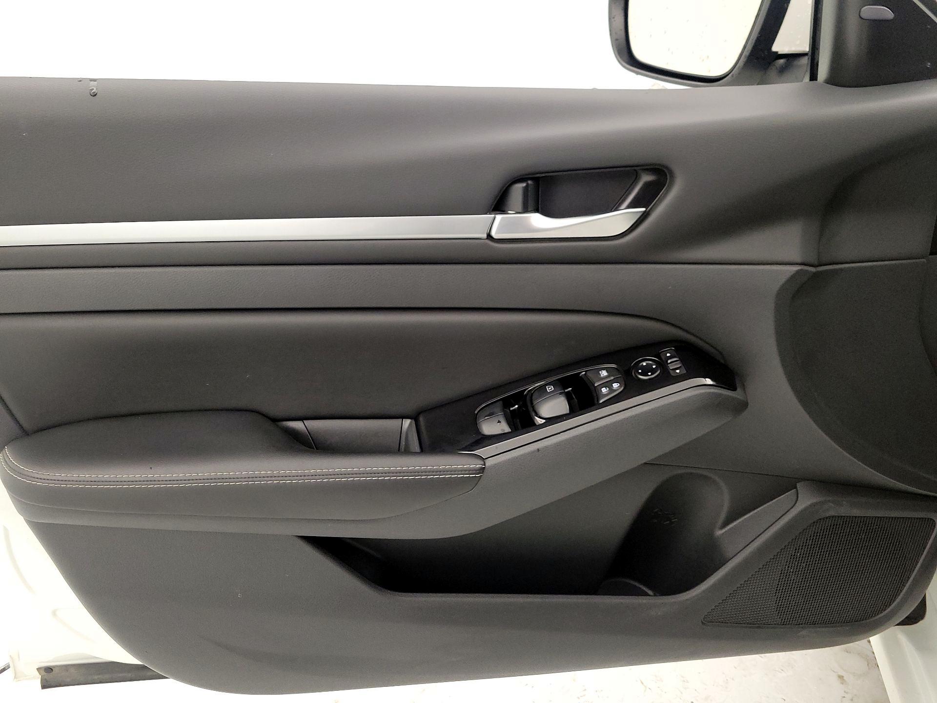 Thumbnail: 2023 Nissan Altima - 12