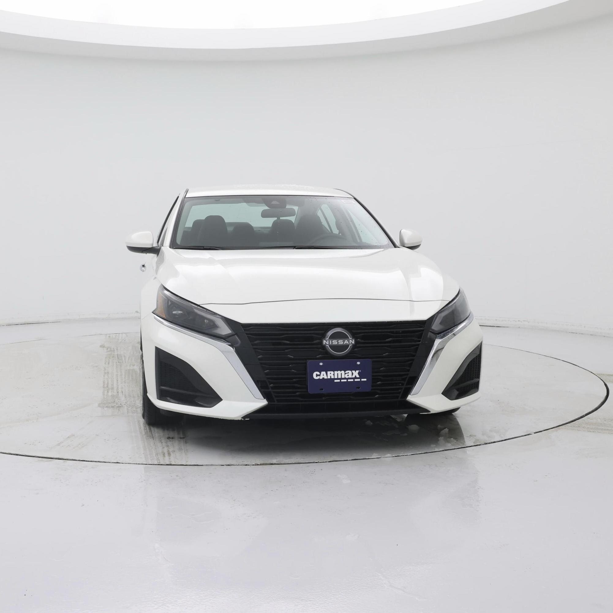 Thumbnail: 2023 Nissan Altima - 5