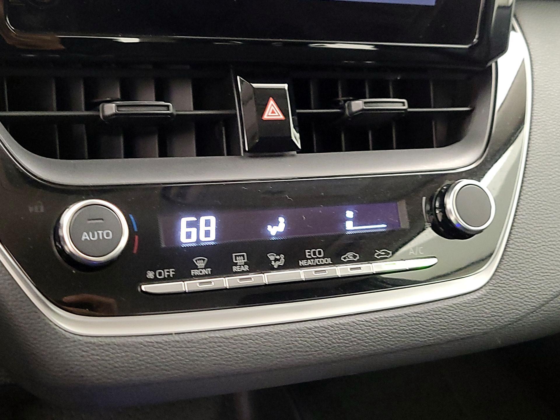 Thumbnail: 2024 Toyota Corolla - 16