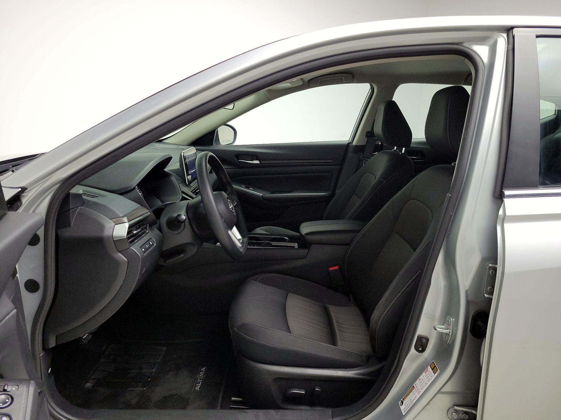 Thumbnail: 2024 Nissan Altima - 11