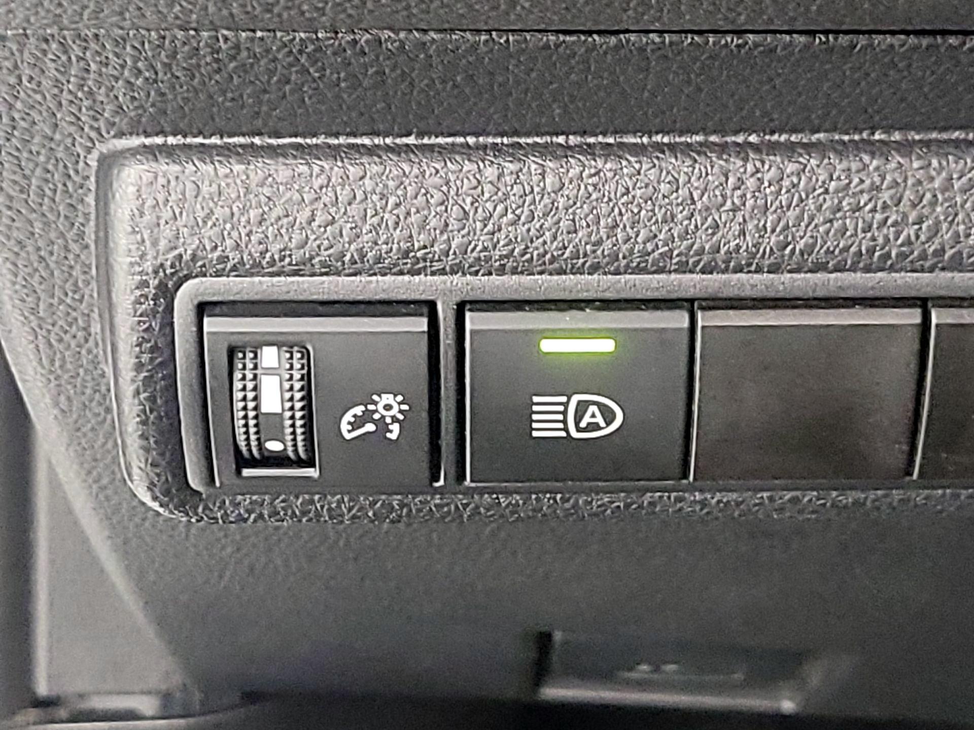 Thumbnail: 2024 Toyota Corolla - 13