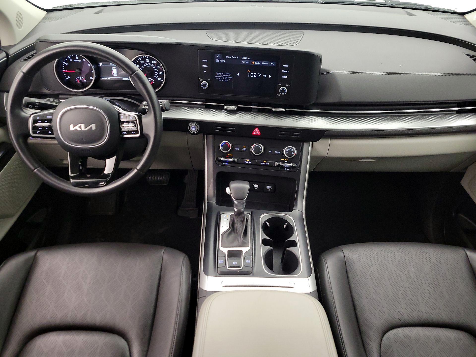 Thumbnail: 2024 Kia Carnival - 9