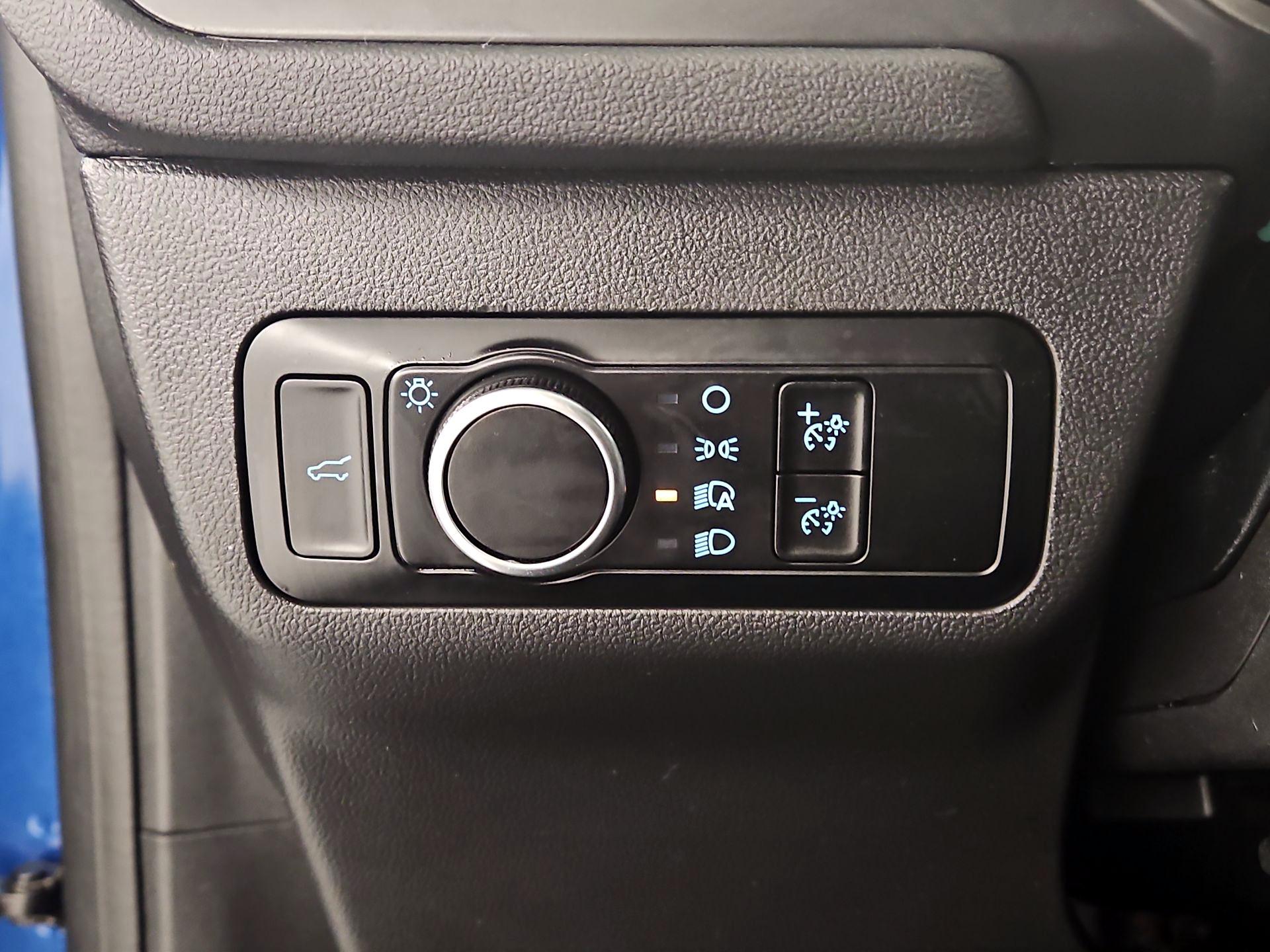 Thumbnail: 2023 Ford Escape - 13