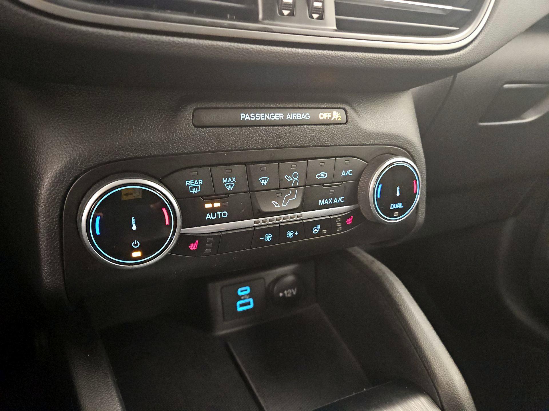 Thumbnail: 2023 Ford Escape - 16