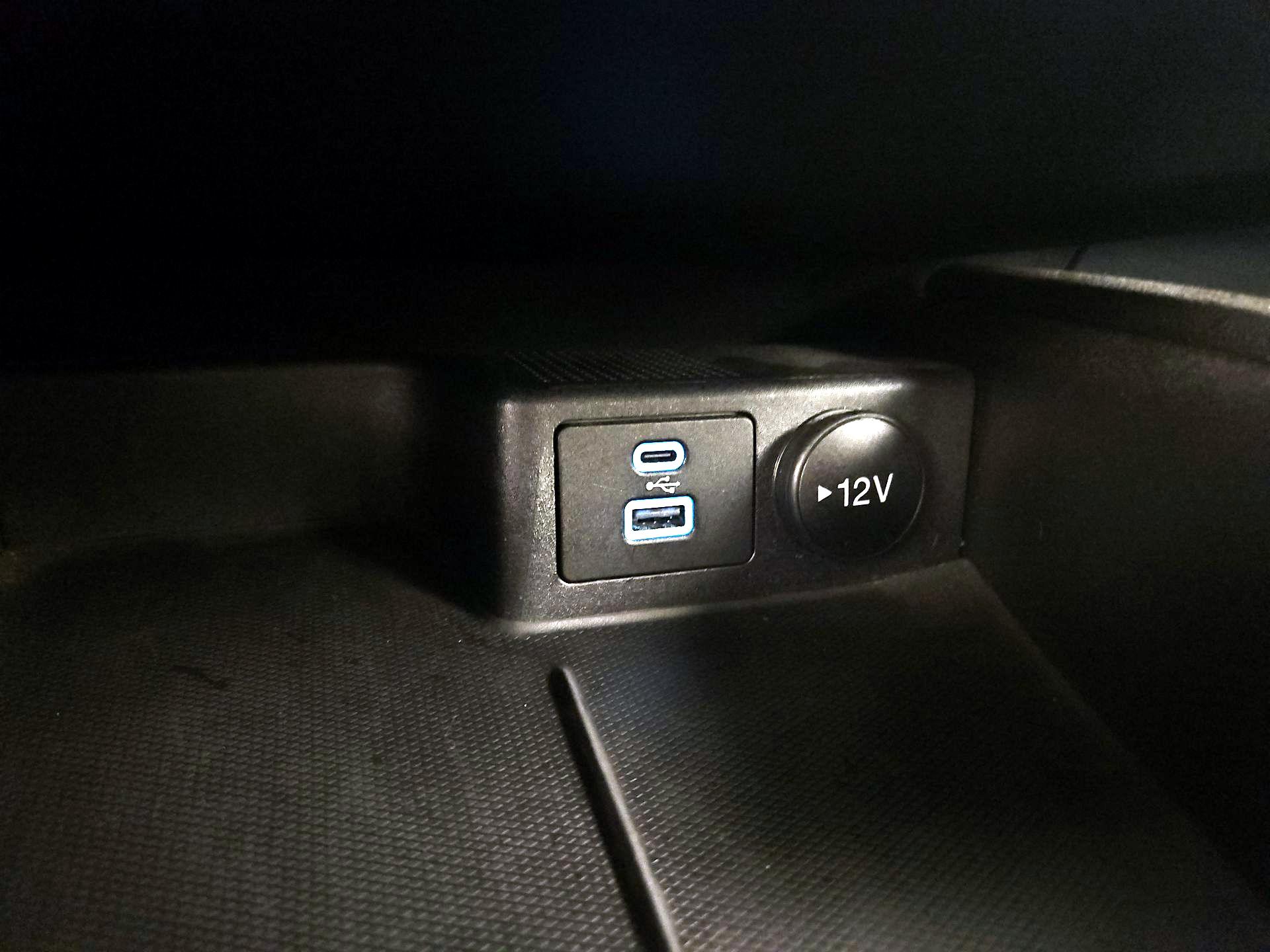 Thumbnail: 2023 Ford Escape - 18