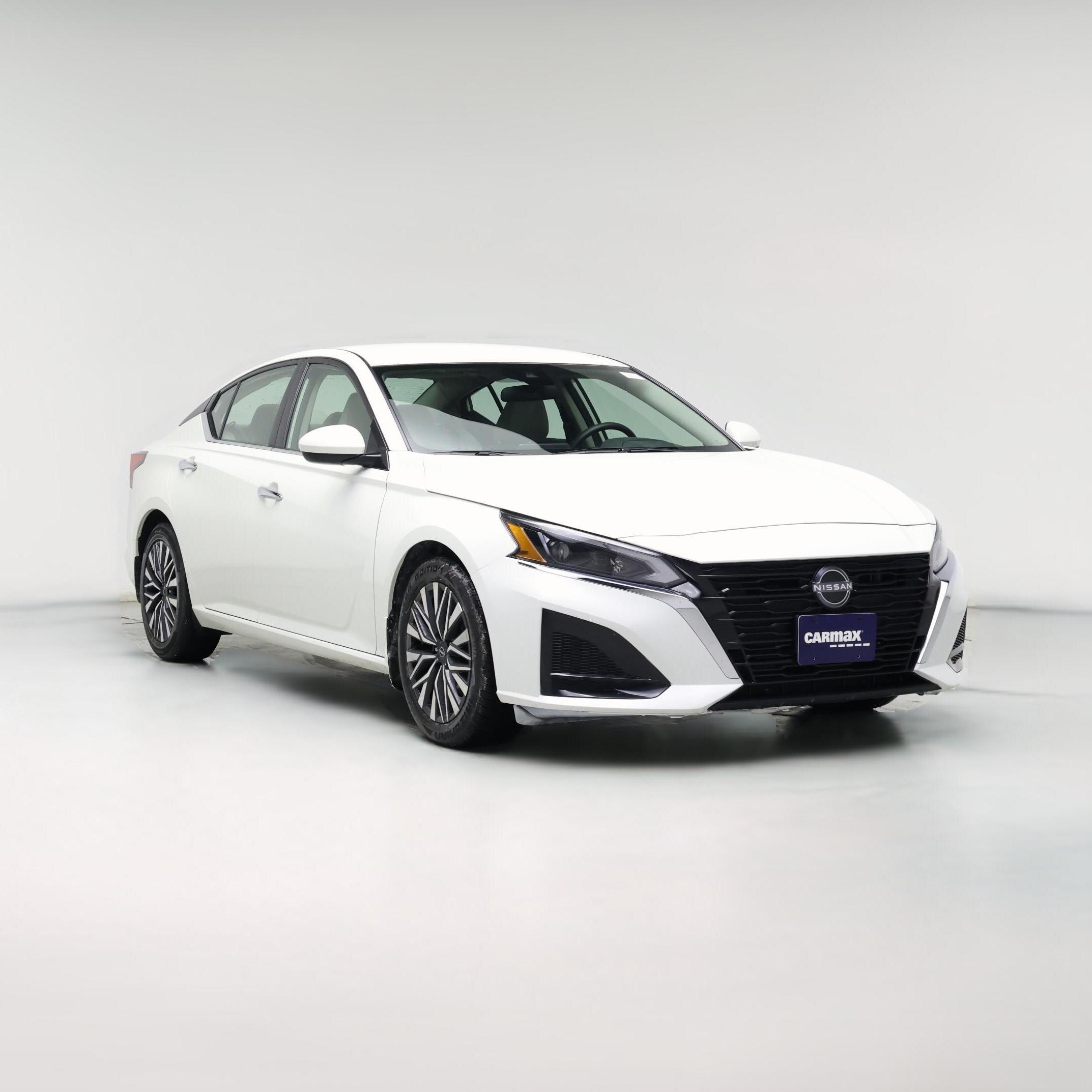 Thumbnail: 2023 Nissan Altima - 1