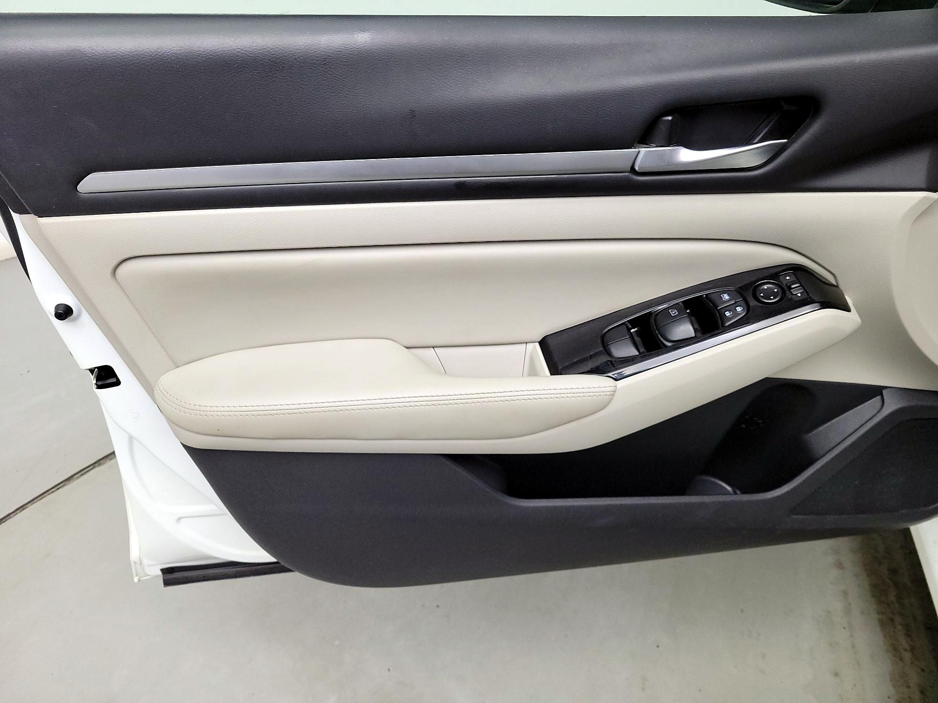 Thumbnail: 2023 Nissan Altima - 12