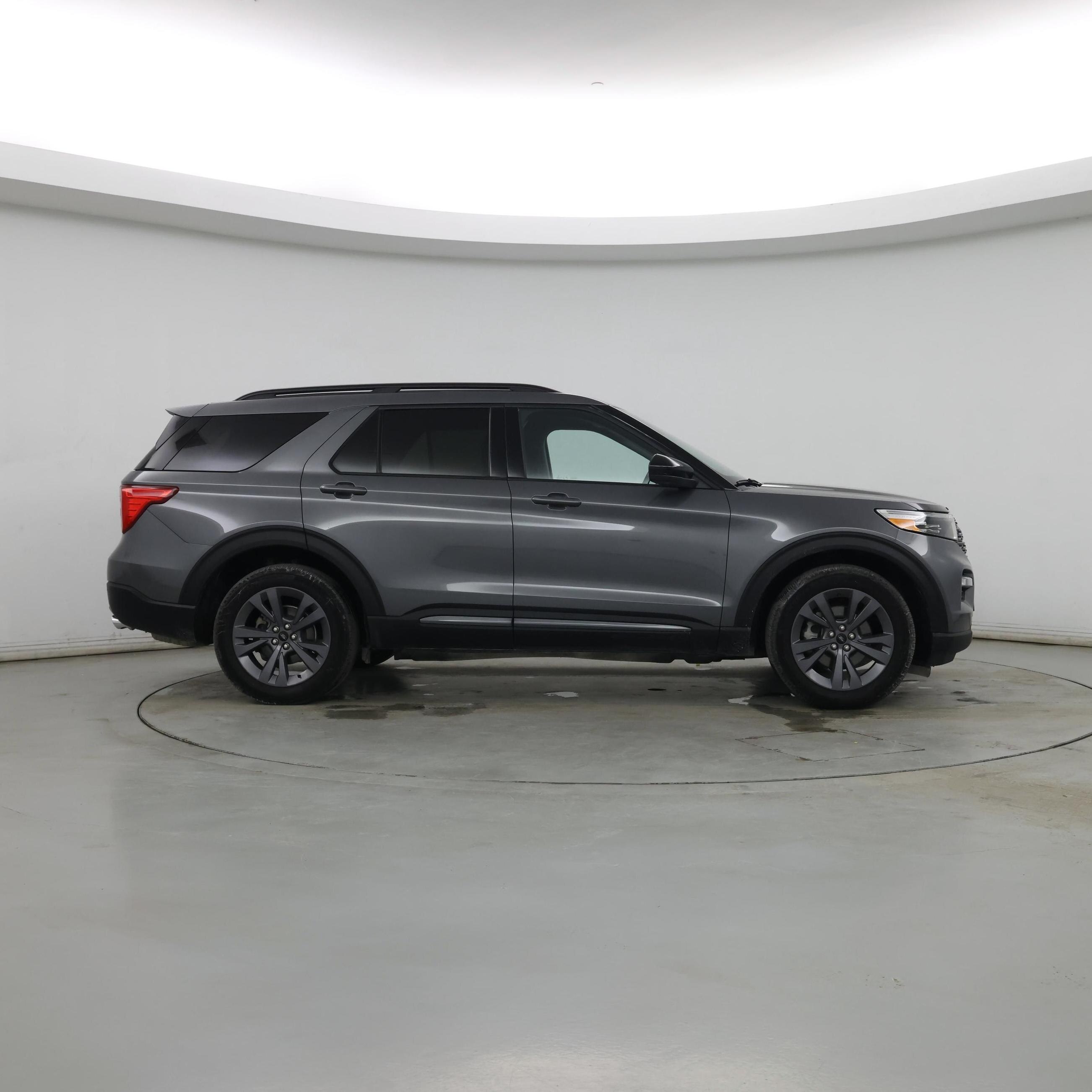 Thumbnail: 2023 Ford Explorer - 7