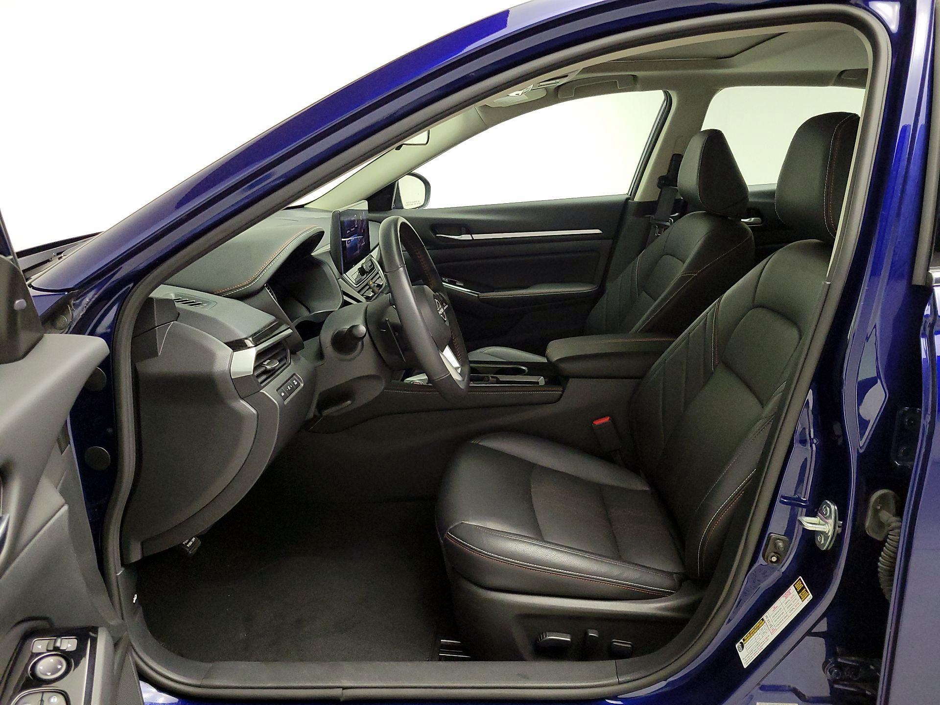 Thumbnail: 2024 Nissan Altima - 11