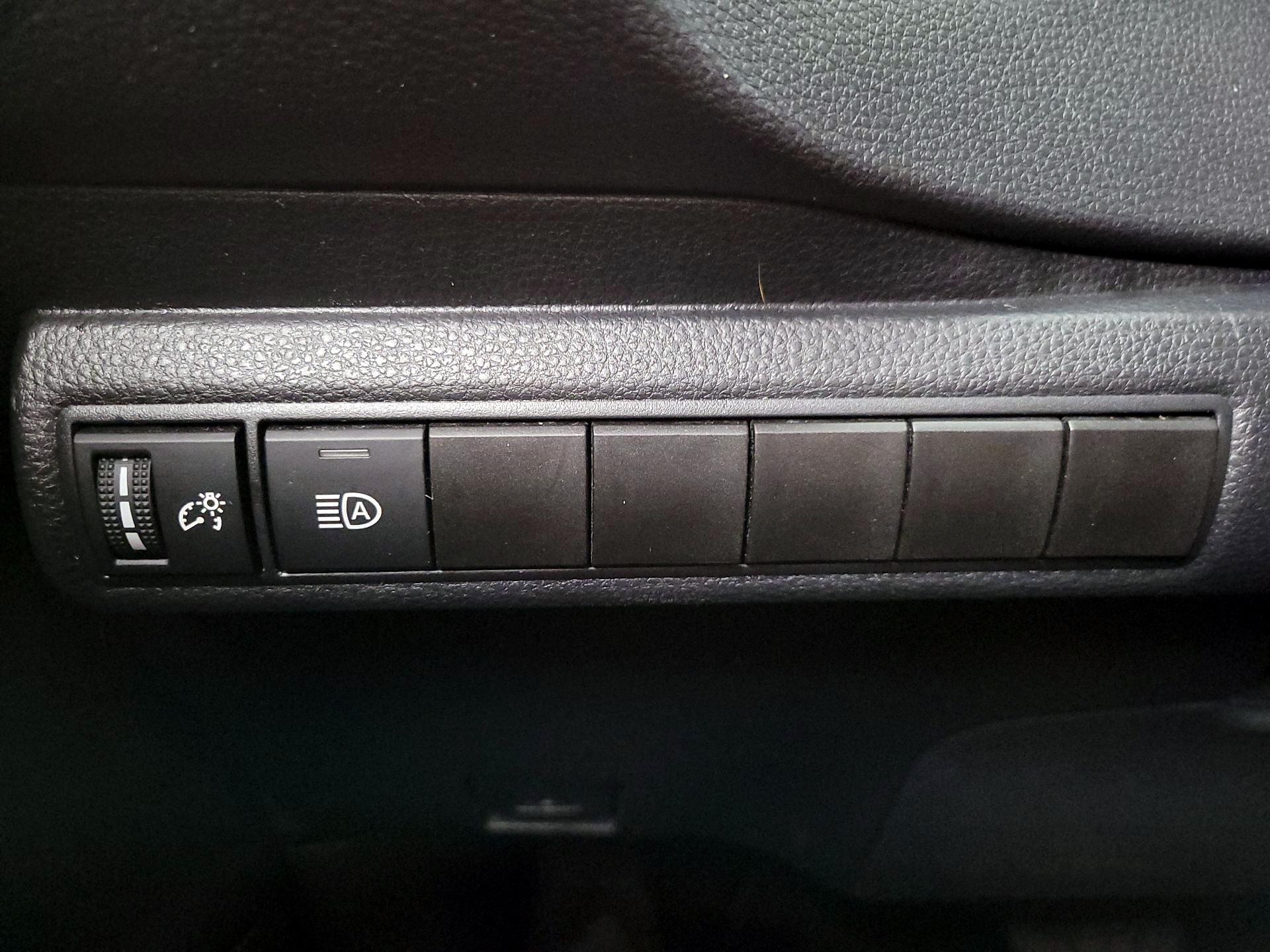 Thumbnail: 2024 Toyota Corolla - 13