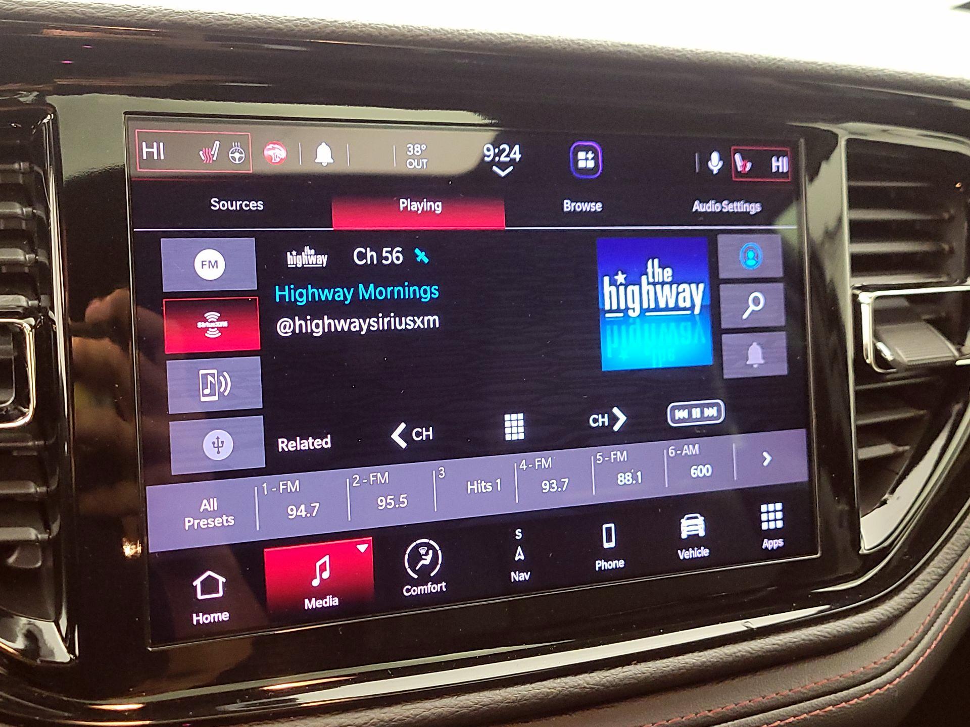 Thumbnail: 2022 Dodge Durango - 16