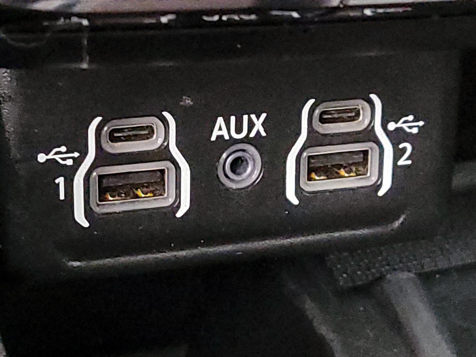 Thumbnail: 2022 Dodge Durango - 19