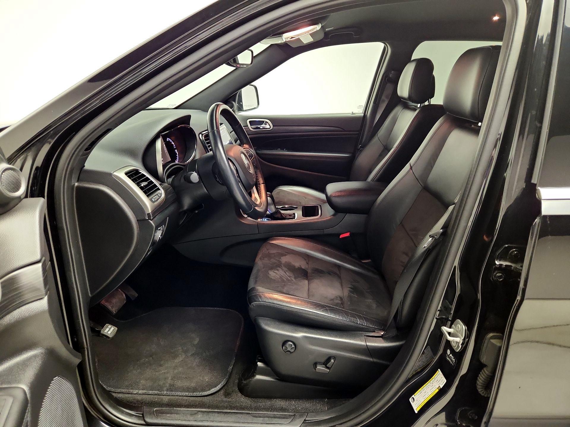 Thumbnail: 2022 Jeep Grand Cherokee - 11