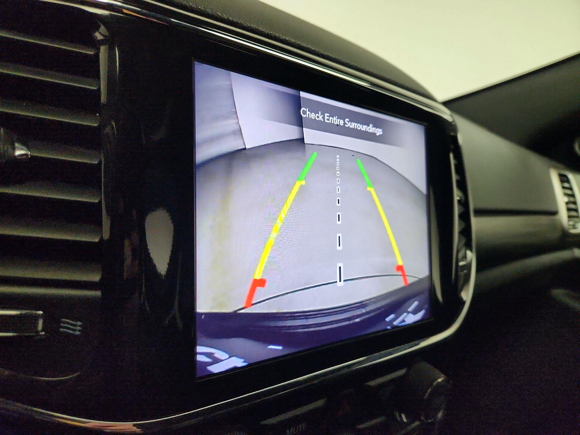 Thumbnail: 2022 Jeep Grand Cherokee - 15