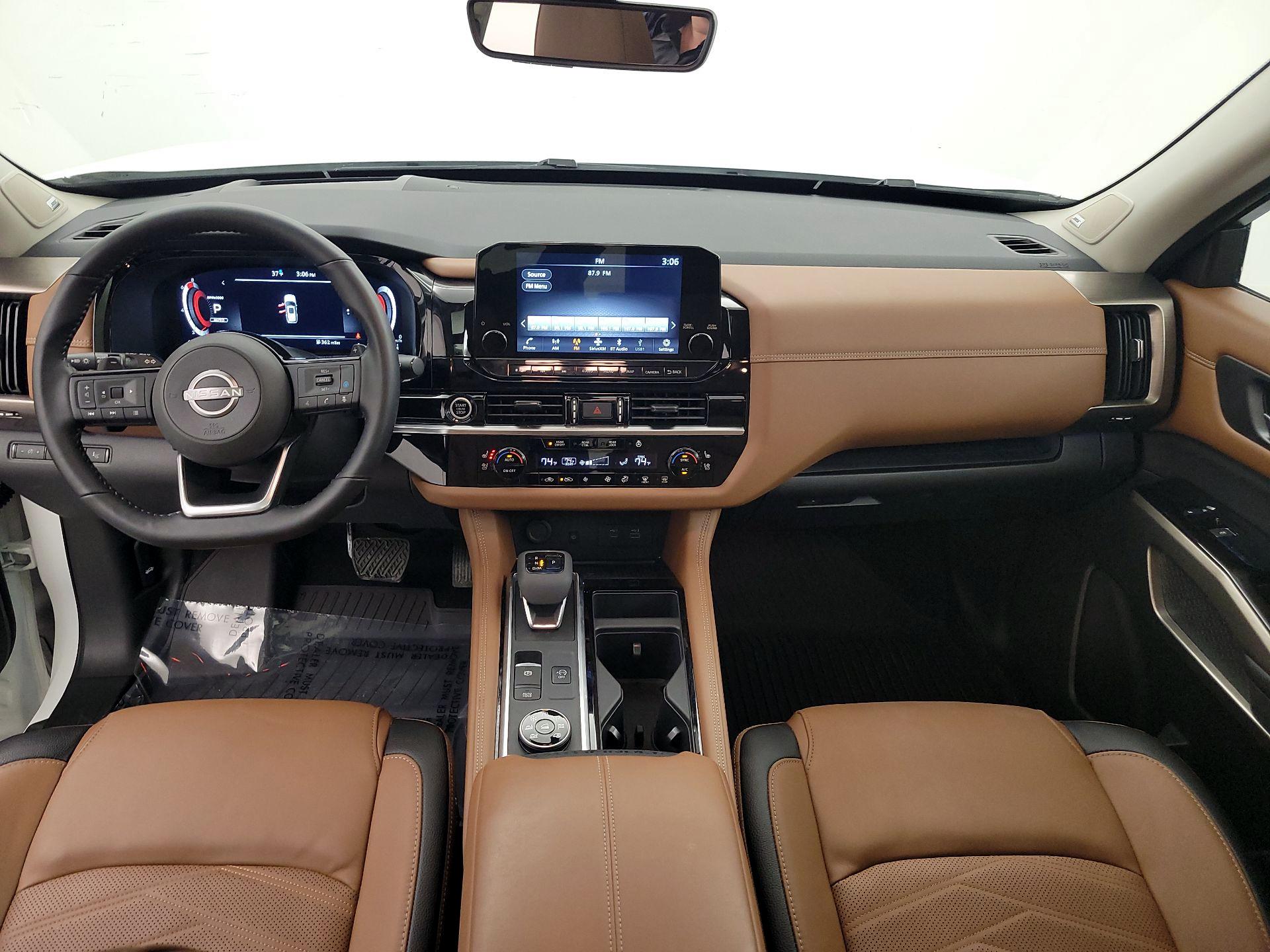 Thumbnail: 2023 Nissan Pathfinder - 9