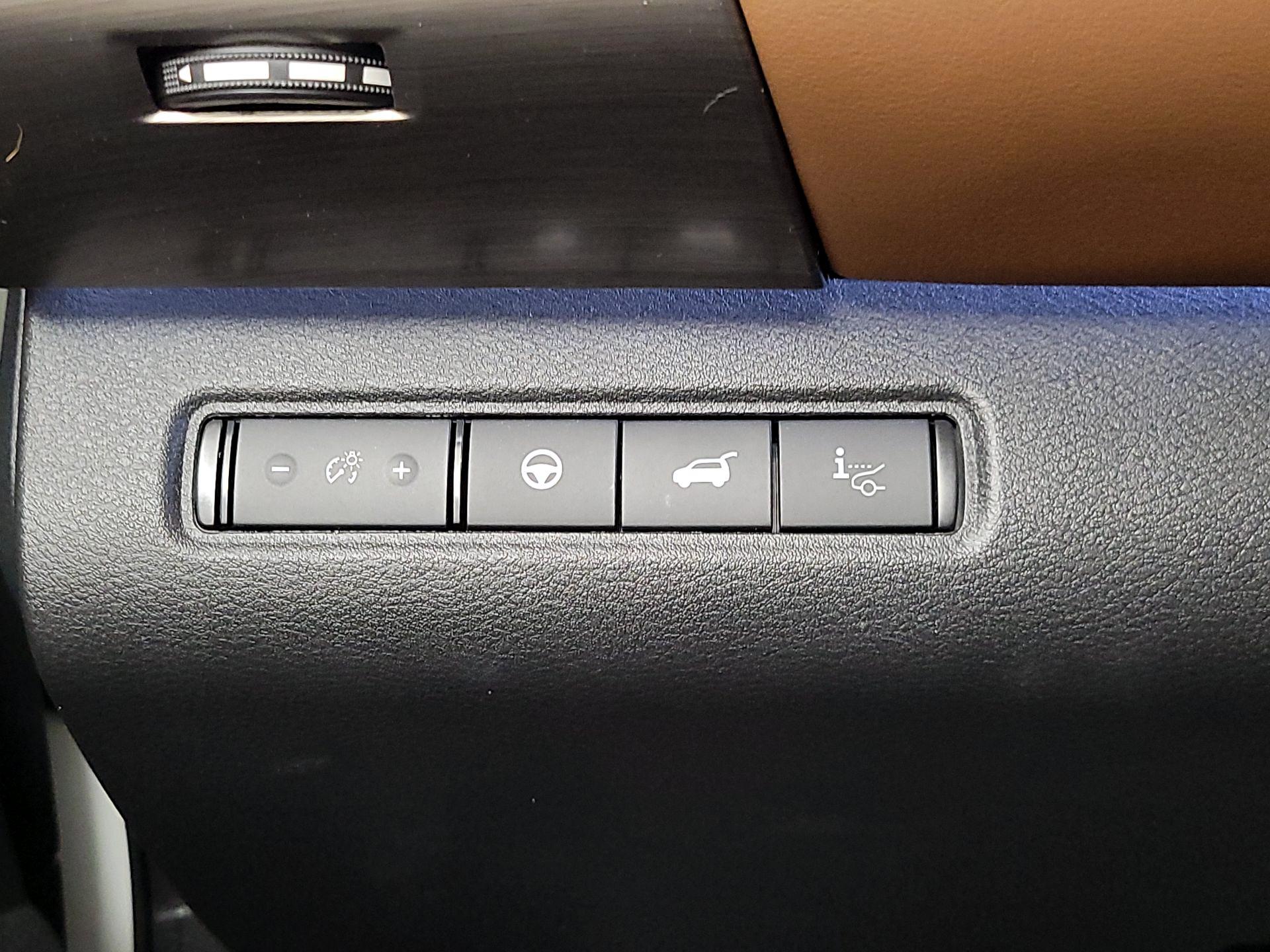 Thumbnail: 2023 Nissan Pathfinder - 13