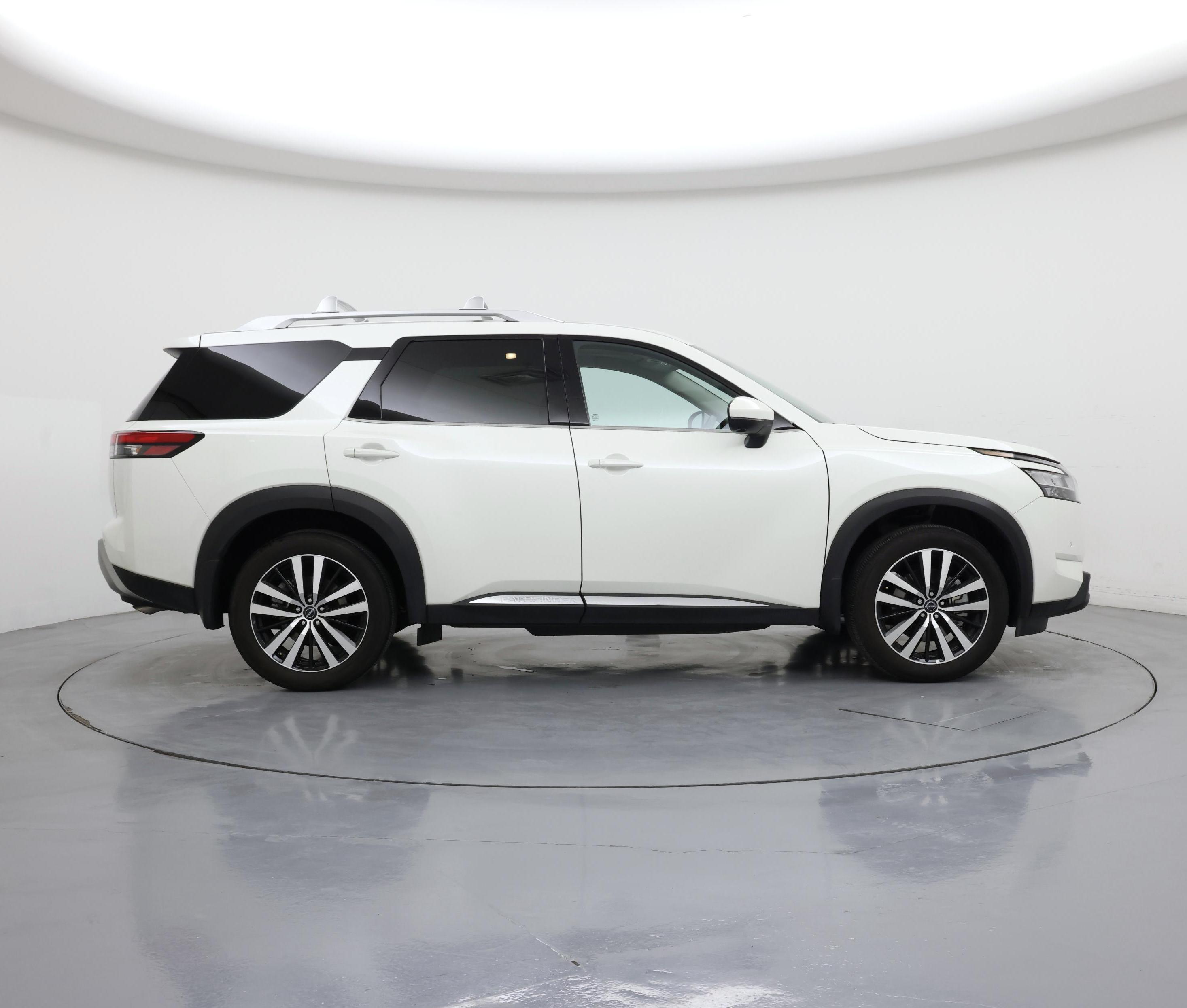 Thumbnail: 2023 Nissan Pathfinder - 7